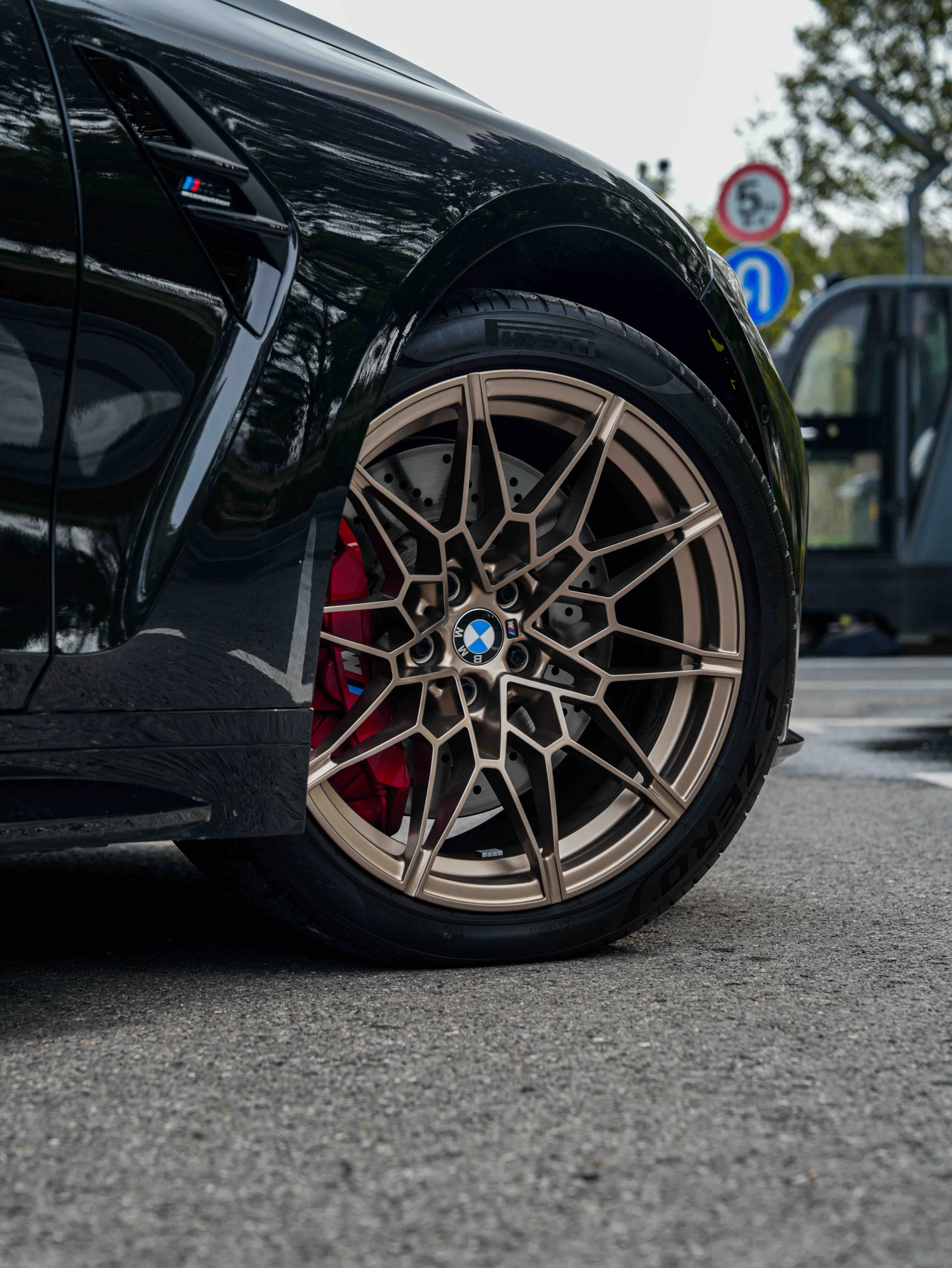 BMW M3 2024 immagine di auto #7