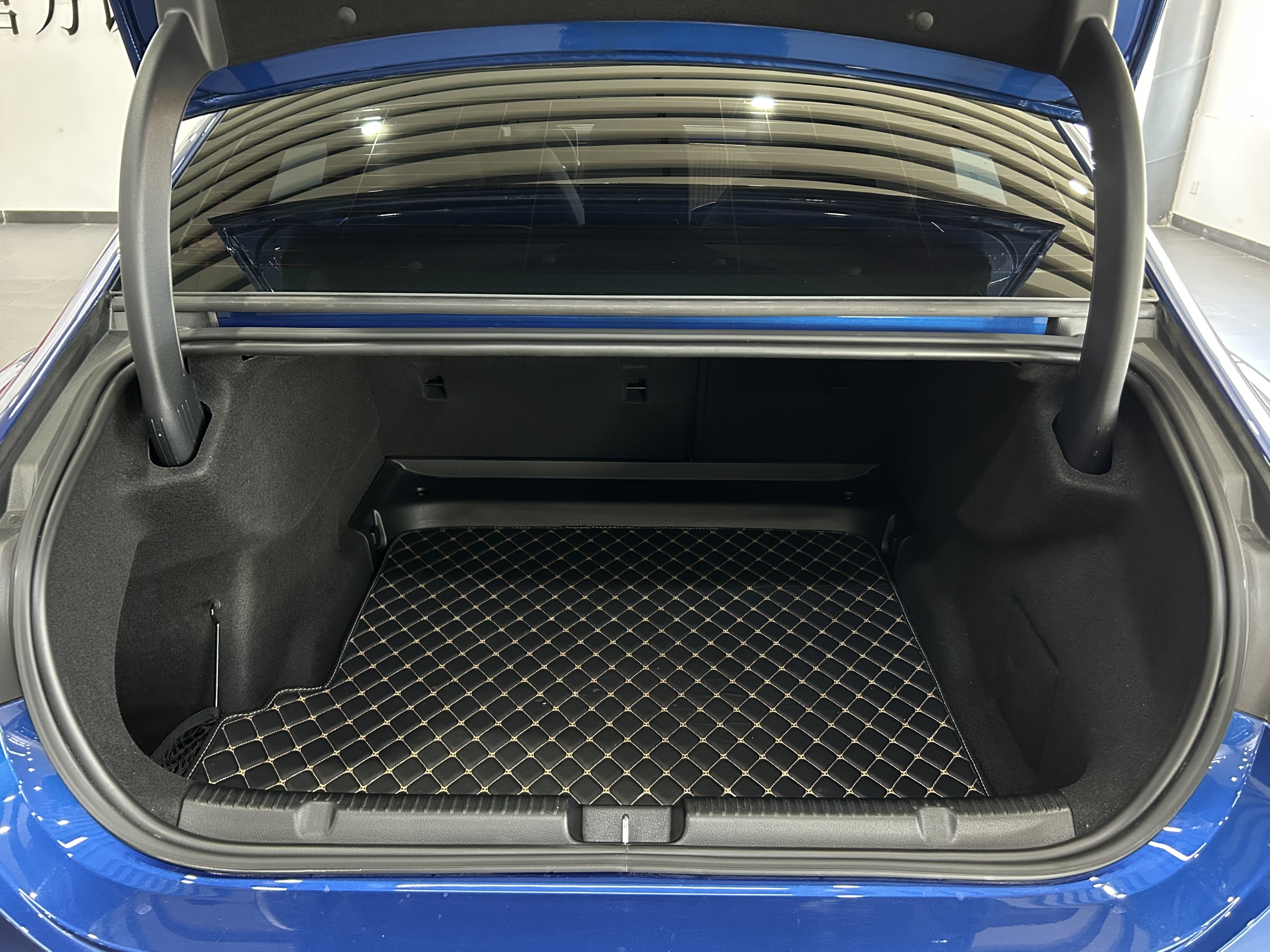 Mercedes-Benz EQE Class 2024 #7 Mercedes-Benz EQE Class 2024 car image #7