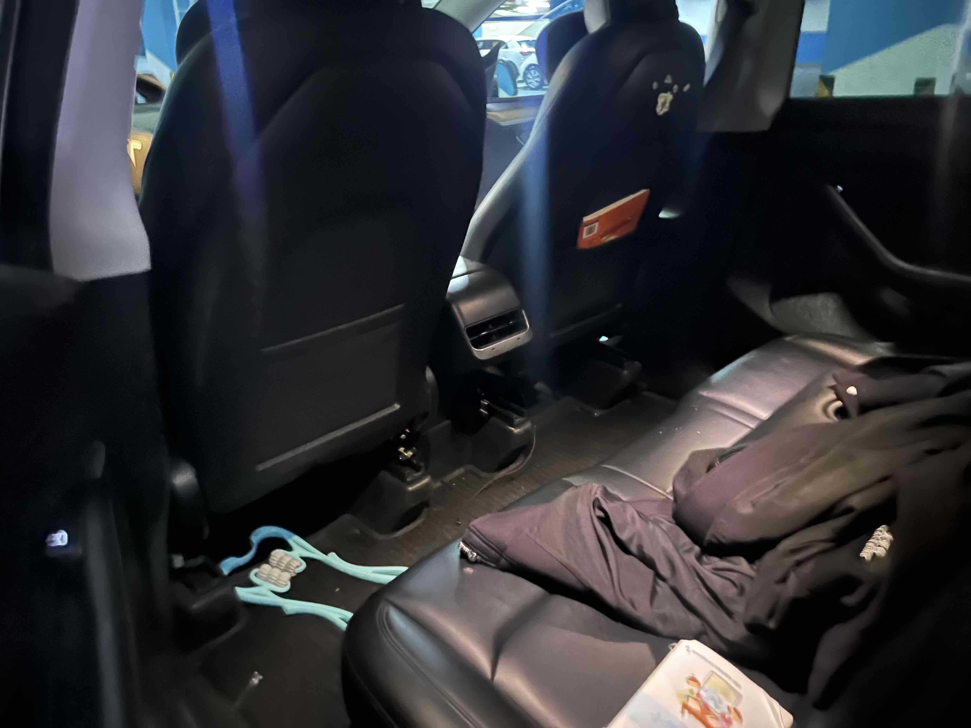Tesla Model Y 2022 car image #7