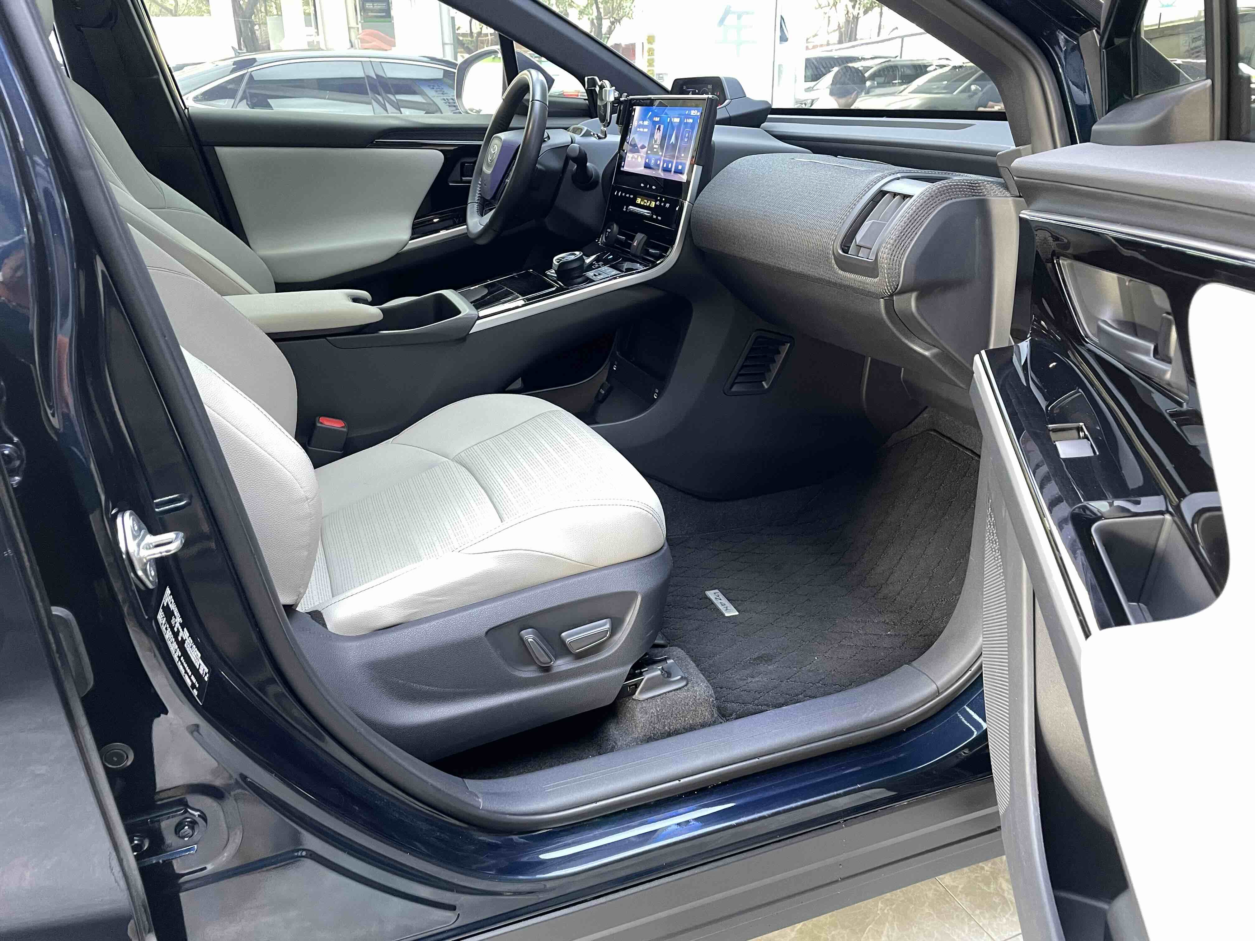 丰田 一汽丰田bZ4X 2022 #7 丰田 一汽丰田bZ4X 2022 汽车图片 #7