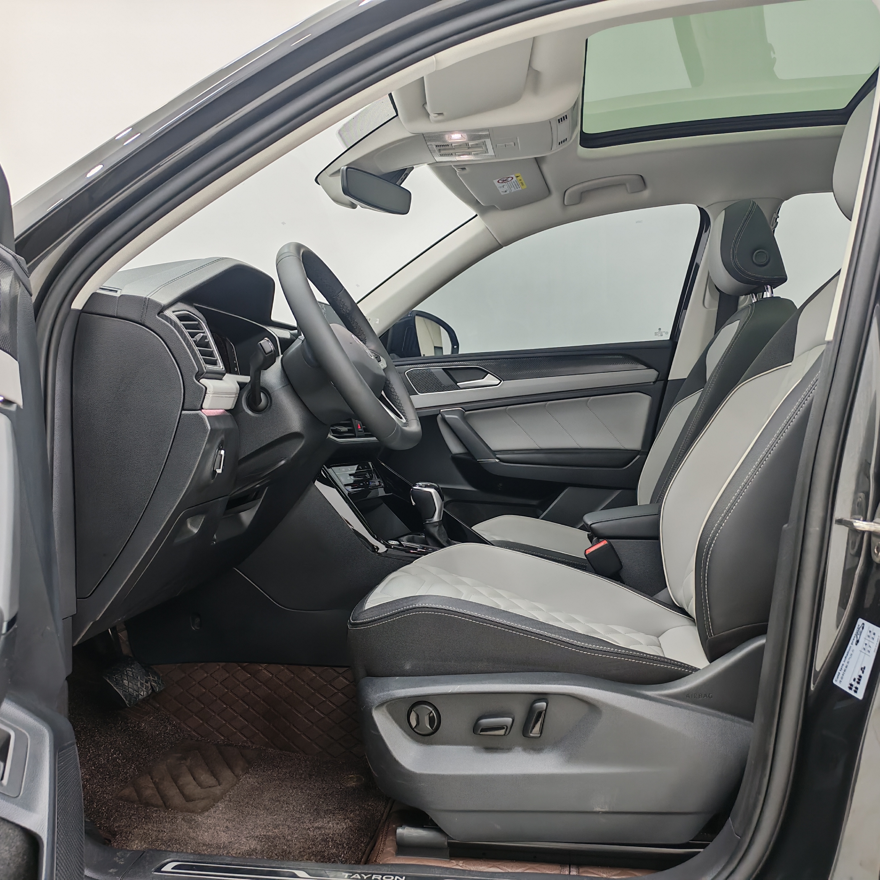 Volkswagen Tayron 2023 car image #7