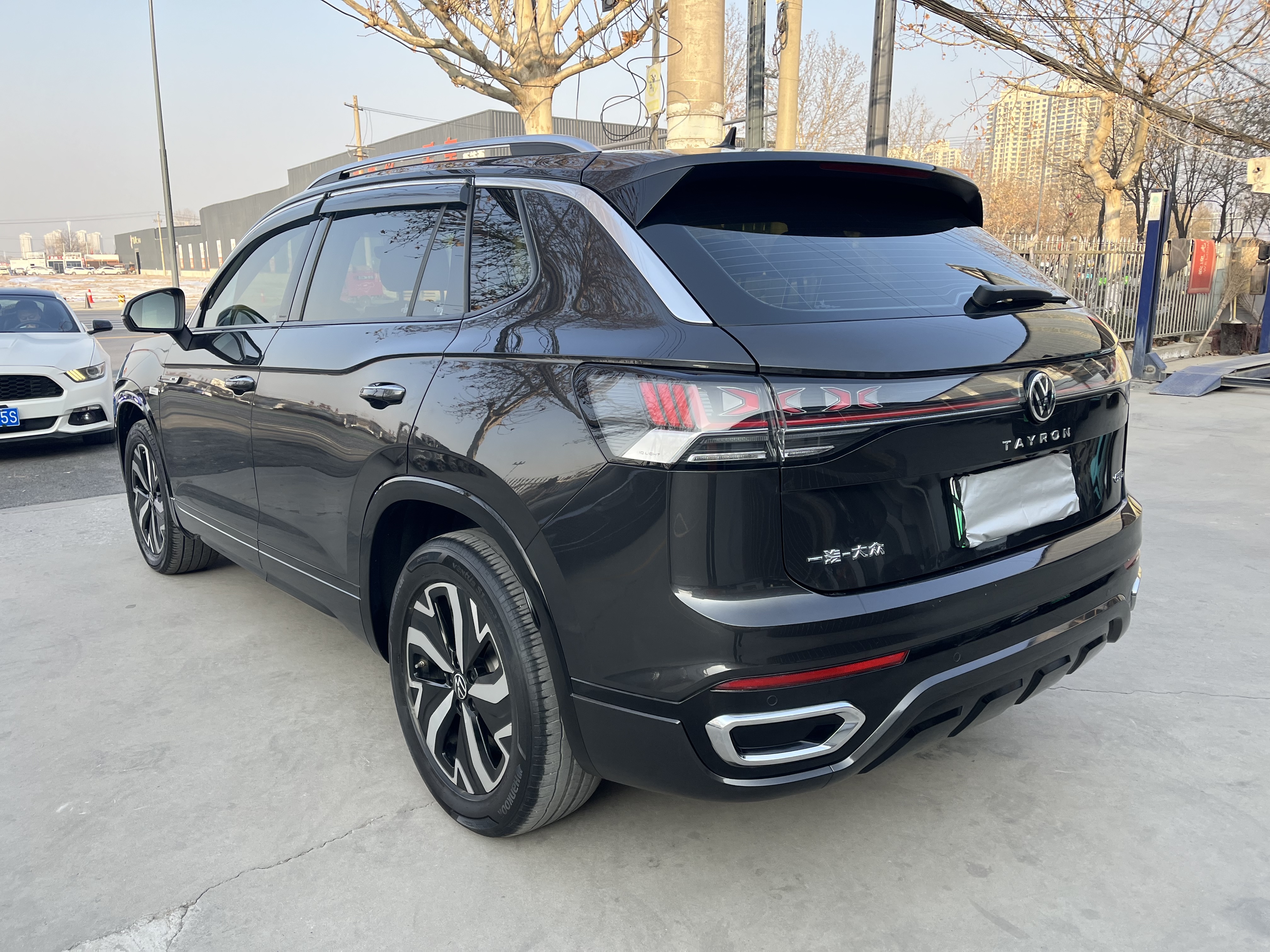 Volkswagen Tayron GTE 2024 car image #7