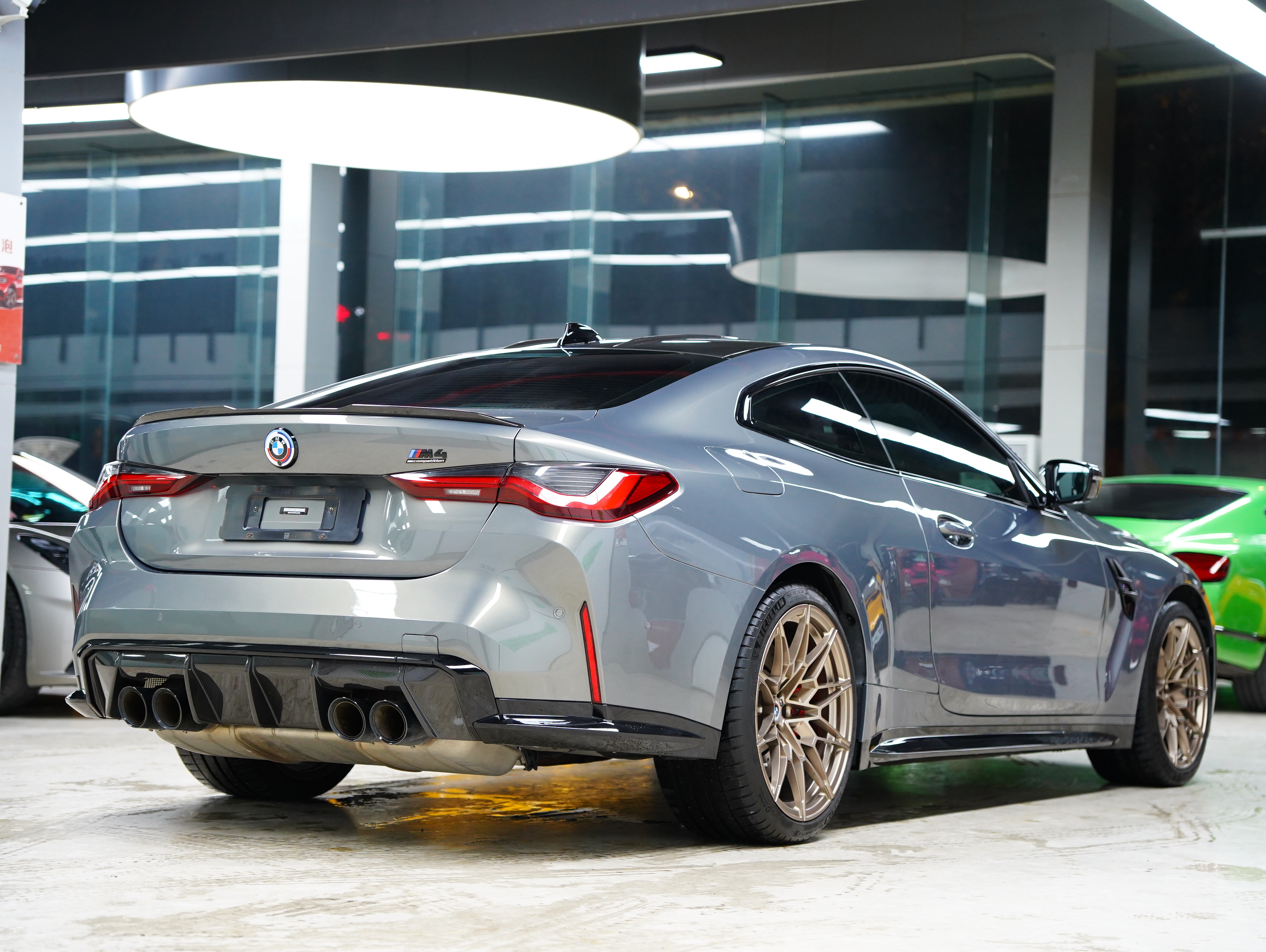 BMW M4 2023 car image #7