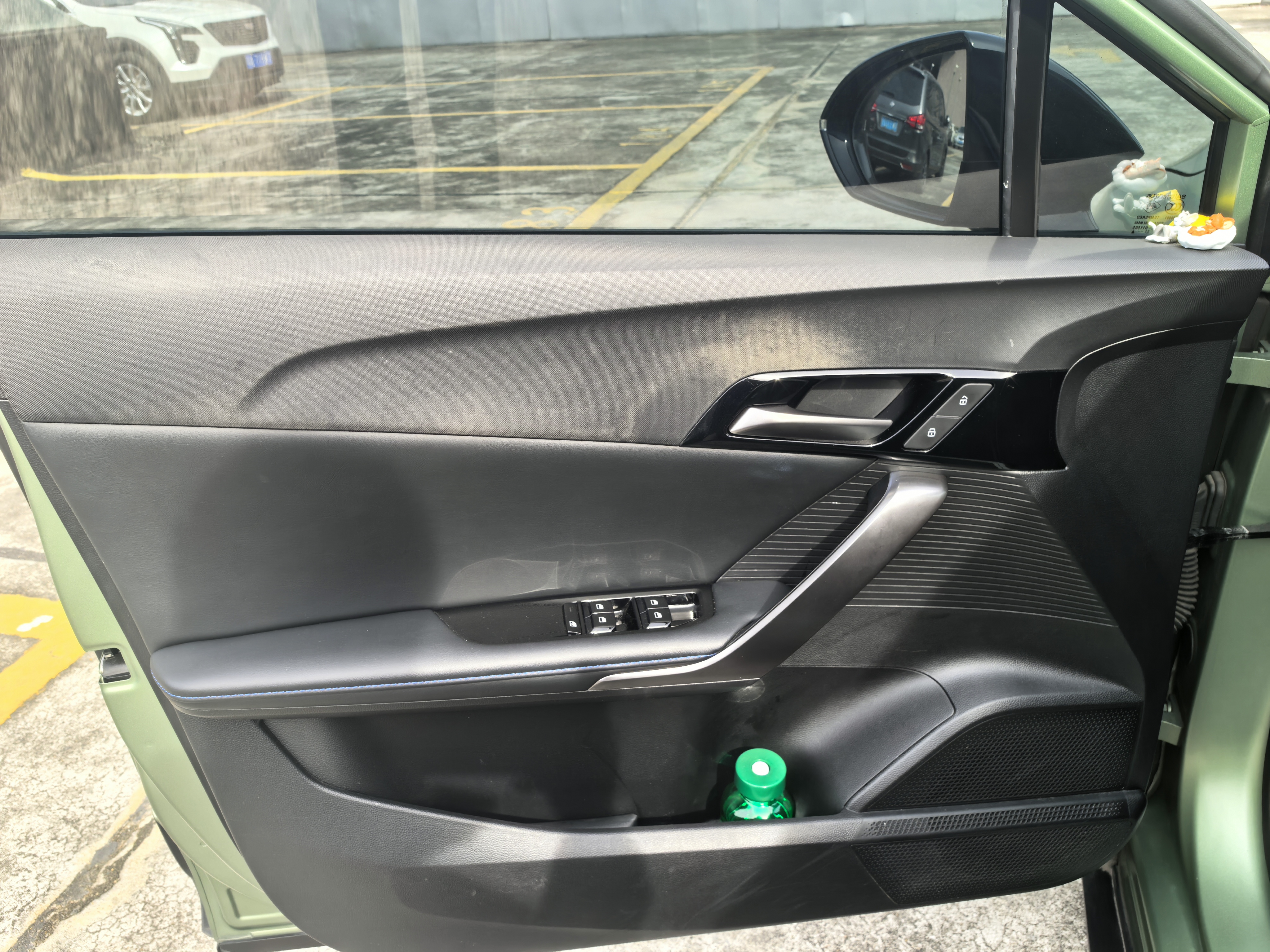 MG 4 EV 2022 #7 MG 4 EV 2022 car image #7