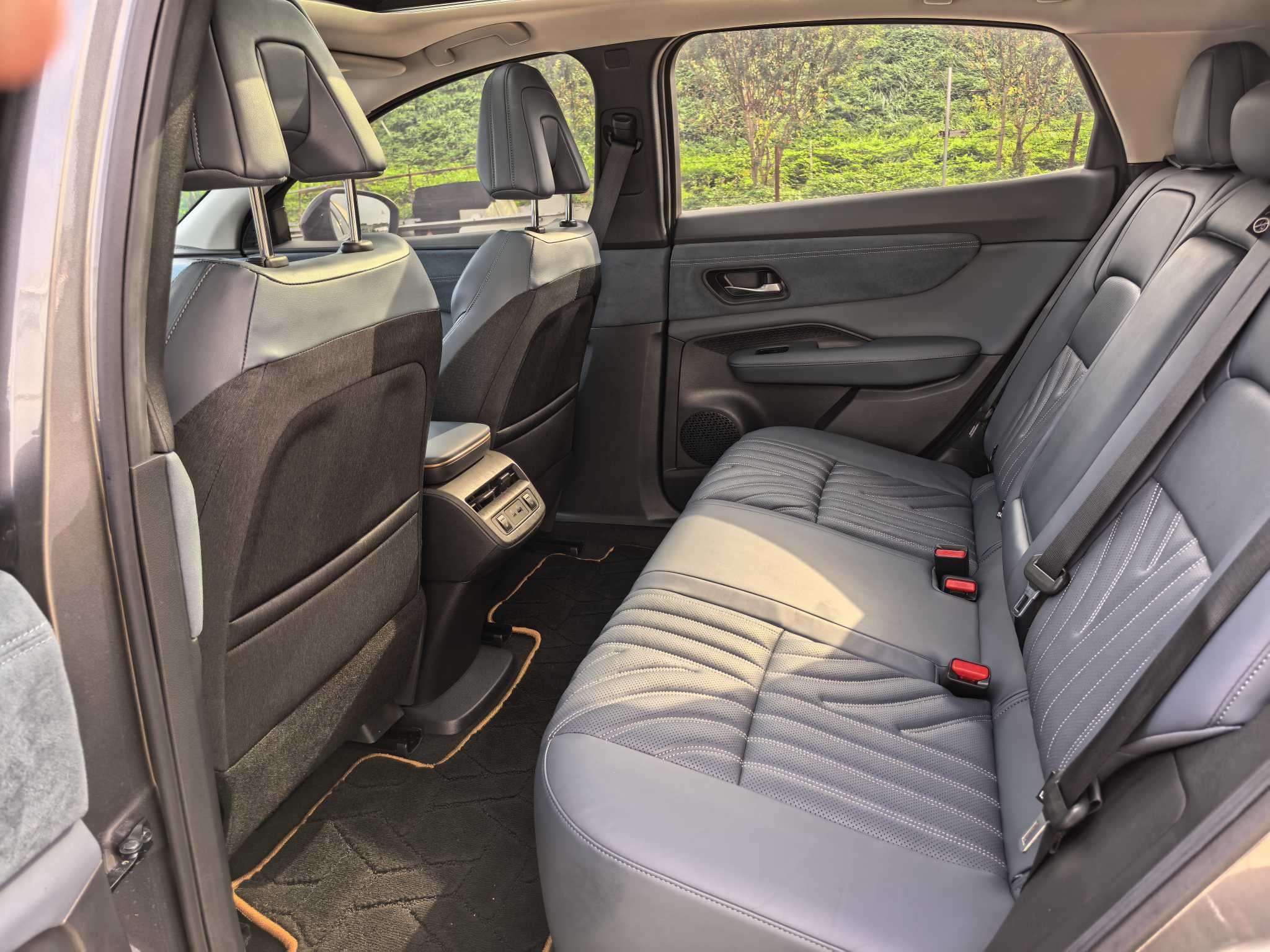 日产 ARIYA艾睿雅 2022 汽车图片 #7