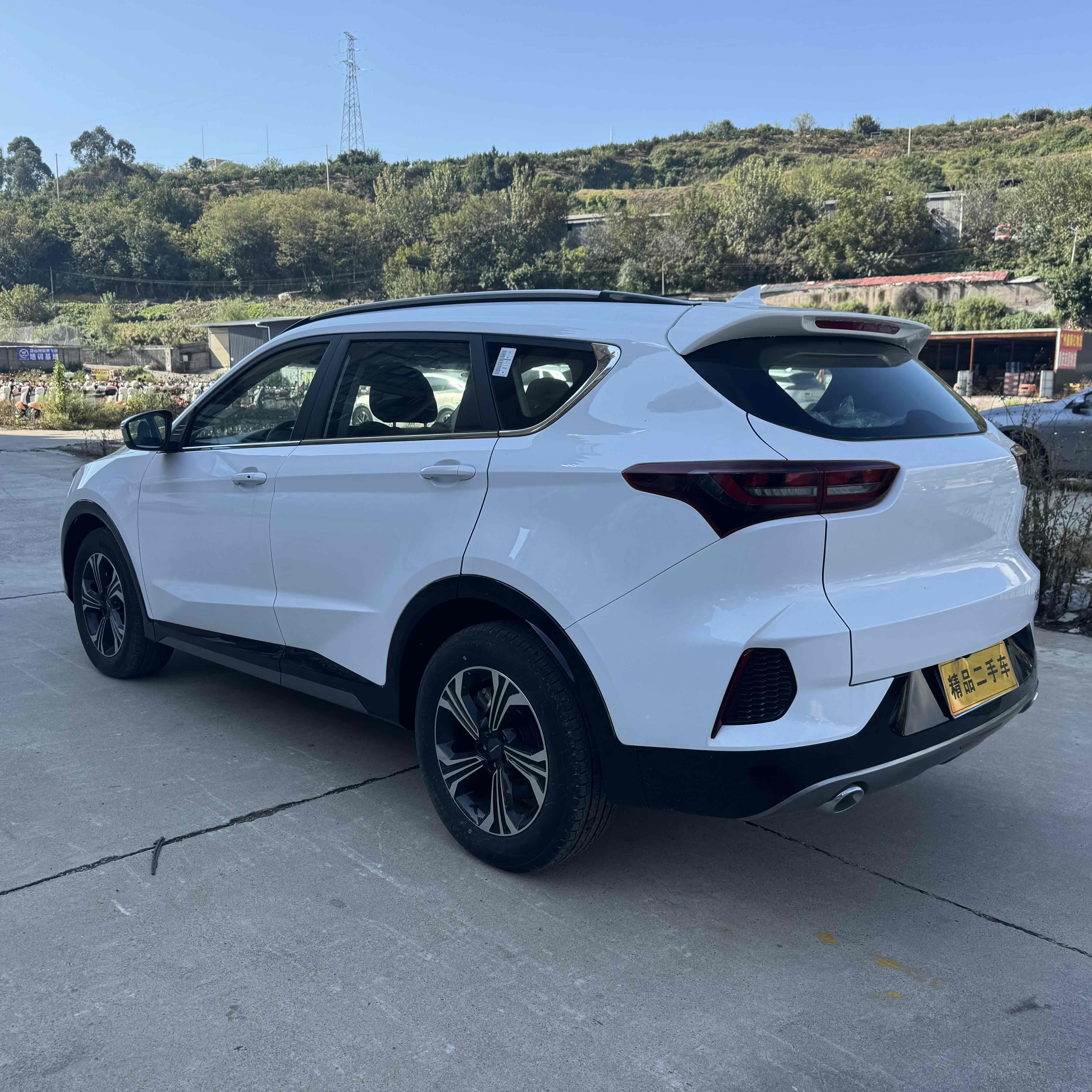 Soueast DX8 S 2023 #7 Soueast DX8 S 2023 car image #7