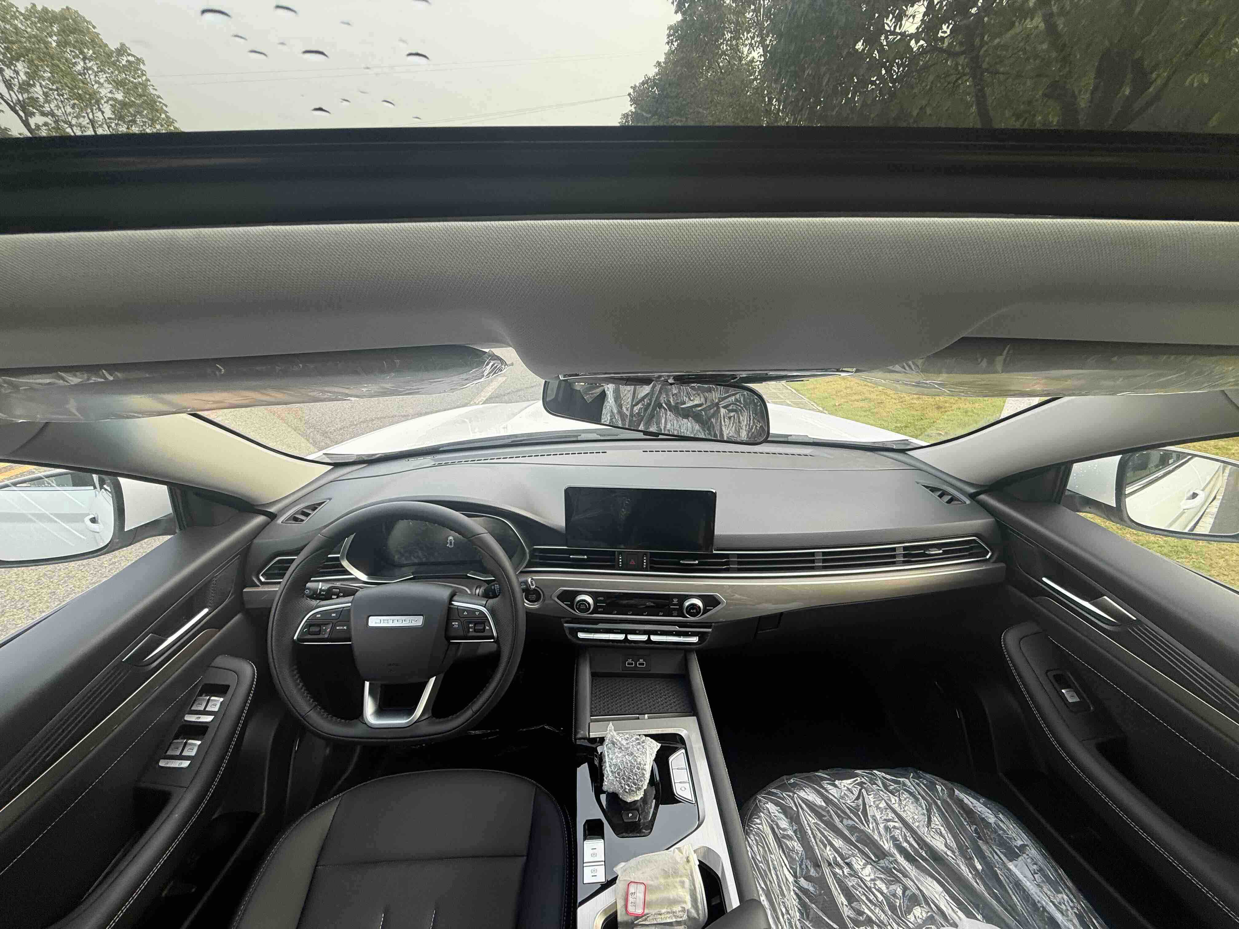 X70 PLUS 2025 #7 X70 PLUS 2025 car image #7