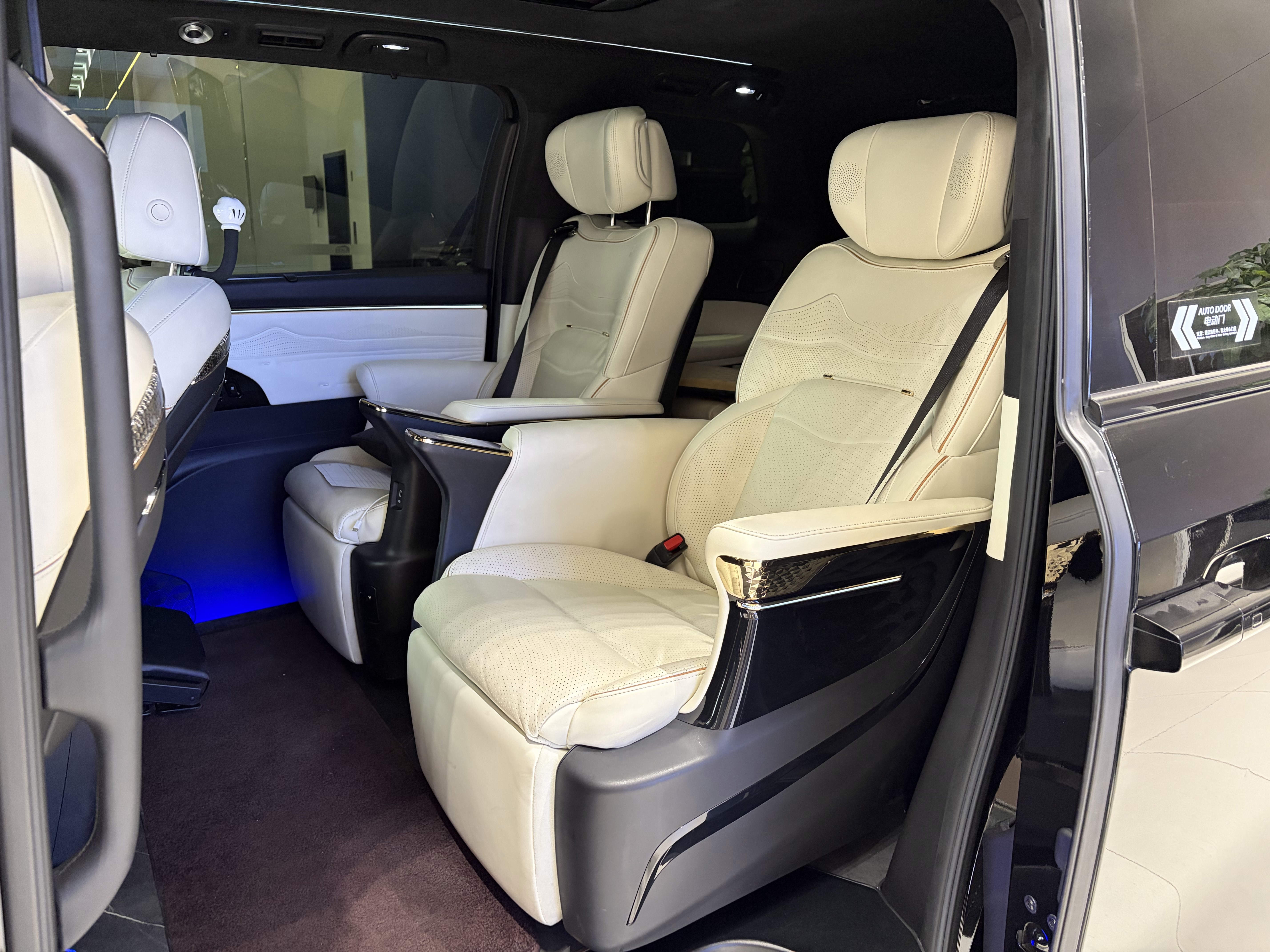 广汽传祺 传祺M8 2023 汽车图片 #7