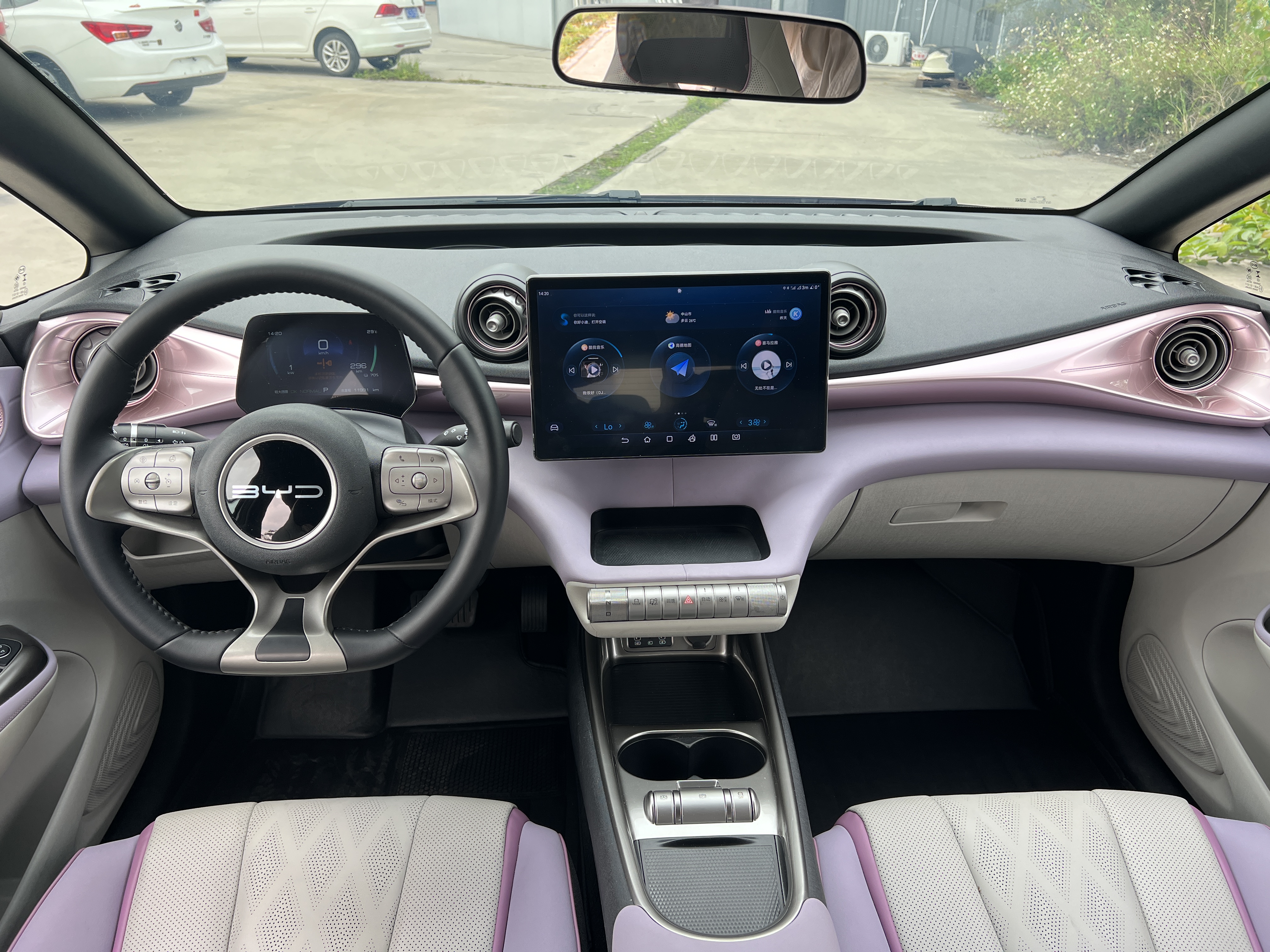 BYD Dolphin 2023 صورة سيارة #7