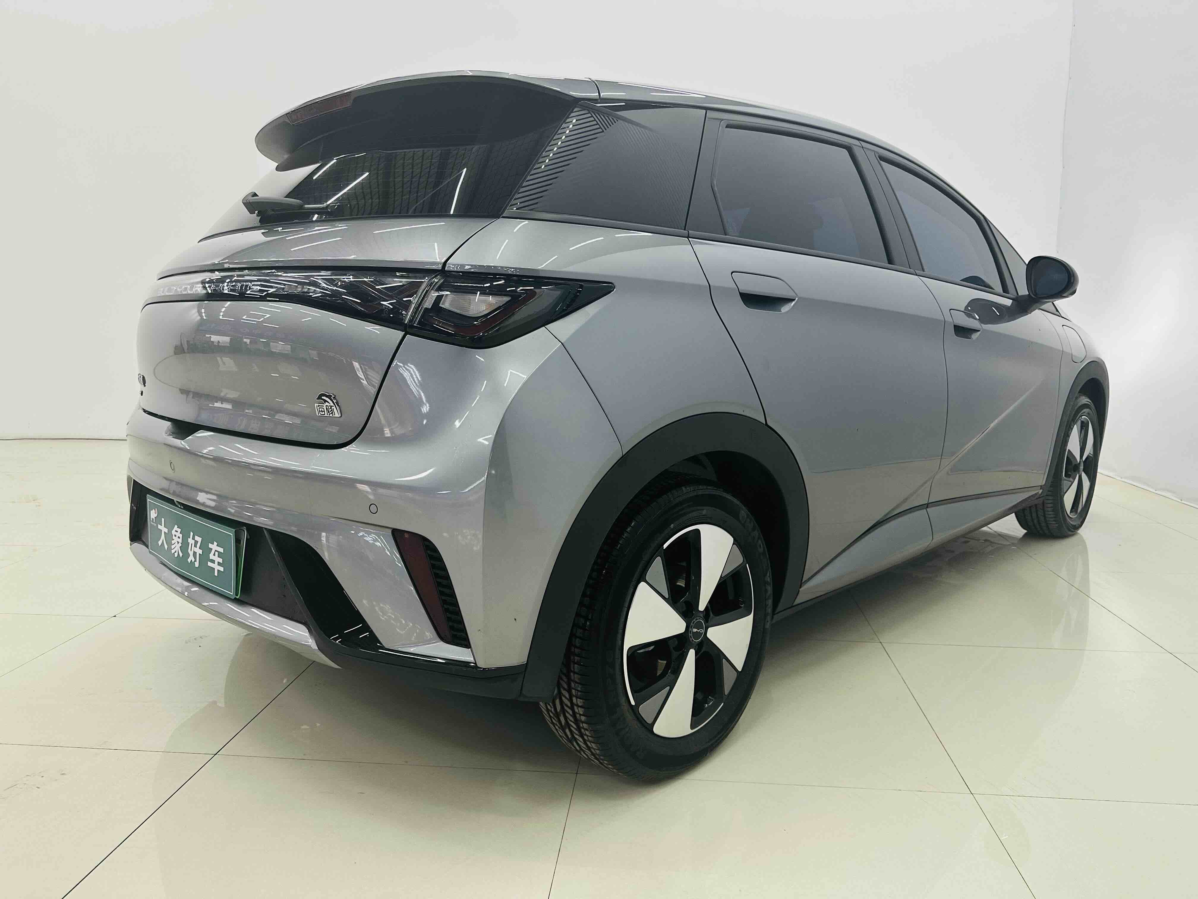 BYD Dolphin 2023 #7 BYD Dolphin 2023 car image #7