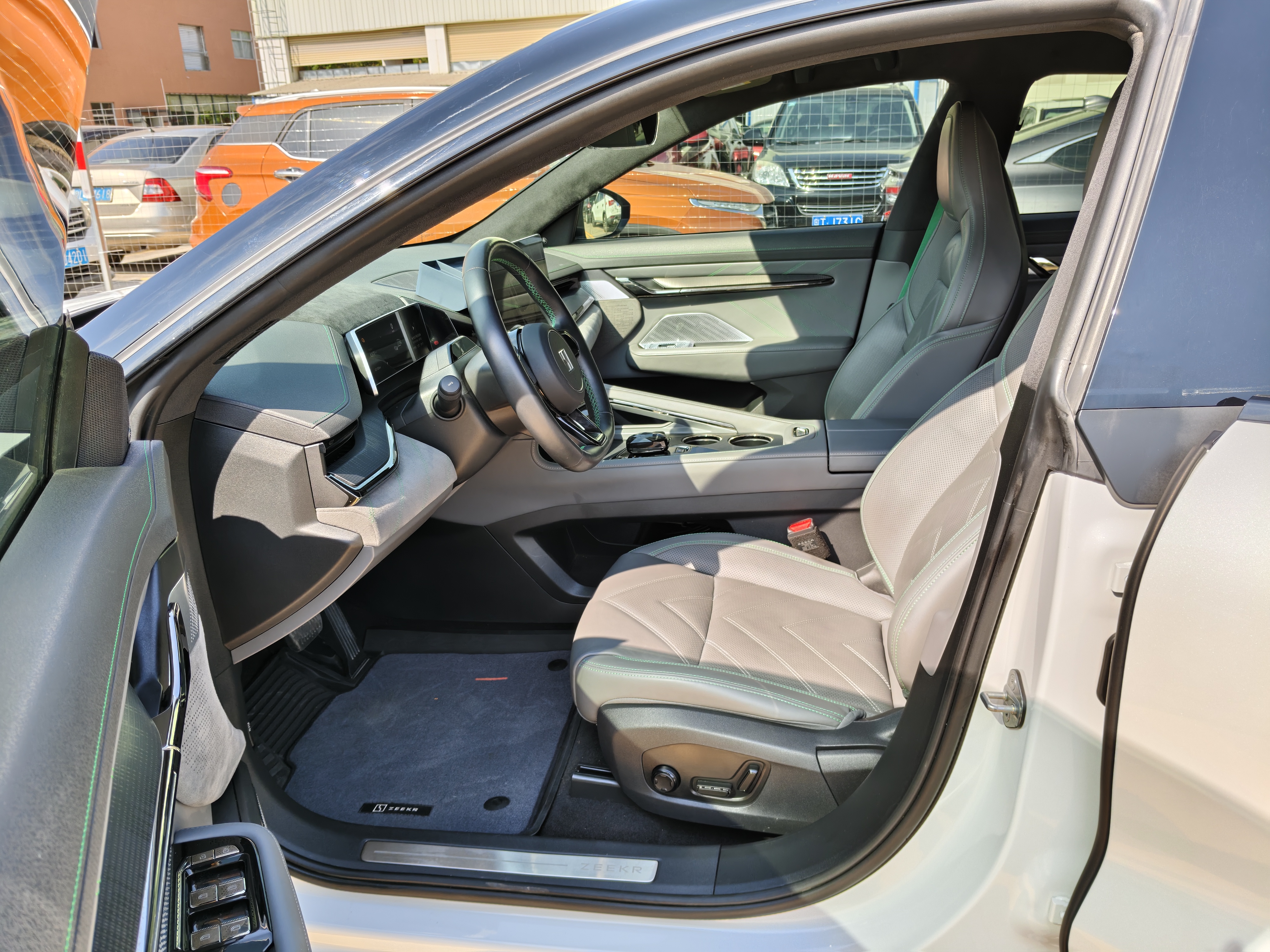 极氪 极氪001 2024 汽车图片 #7