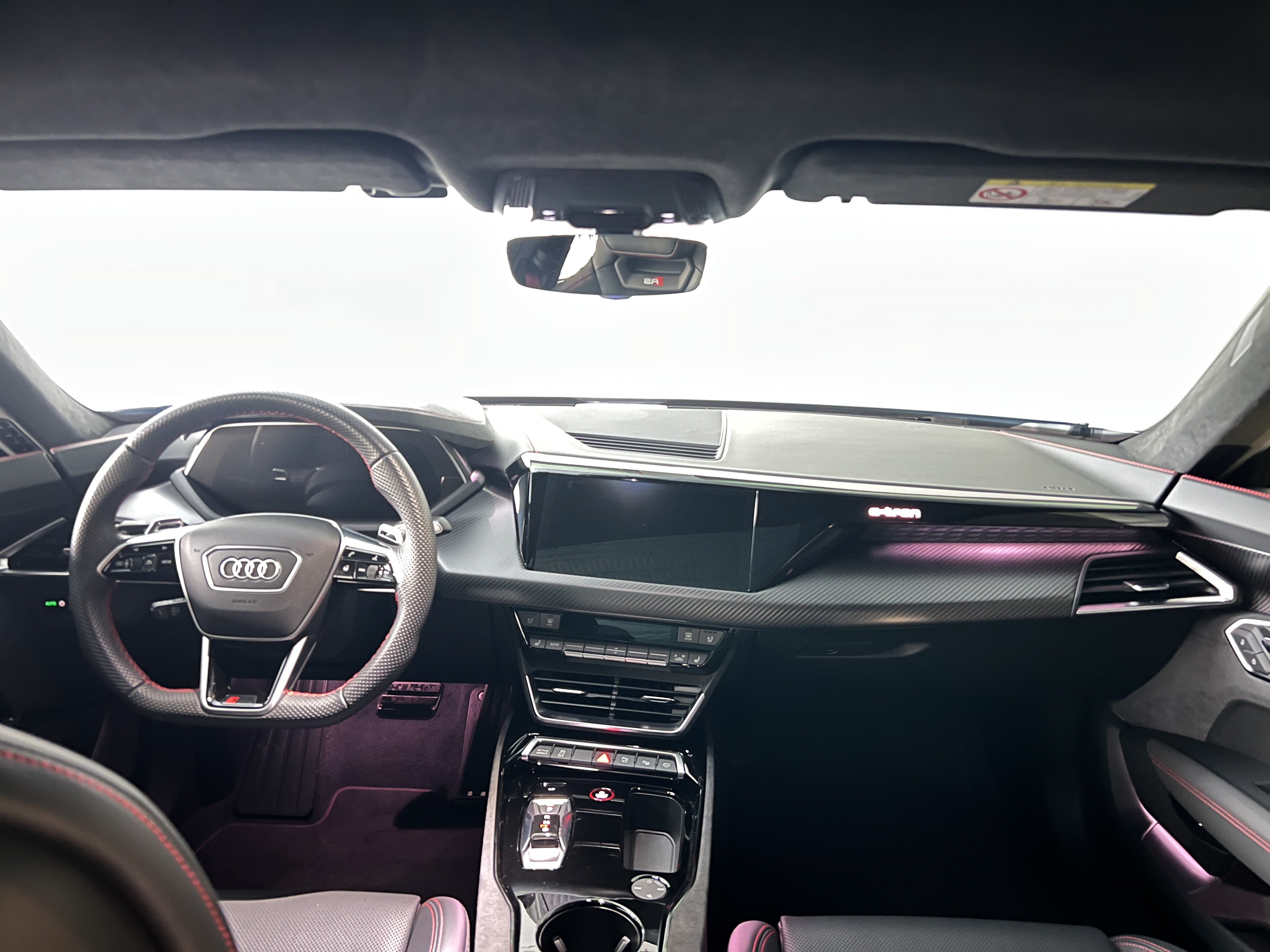 Audi RS e-tron GT 2024 car image #7