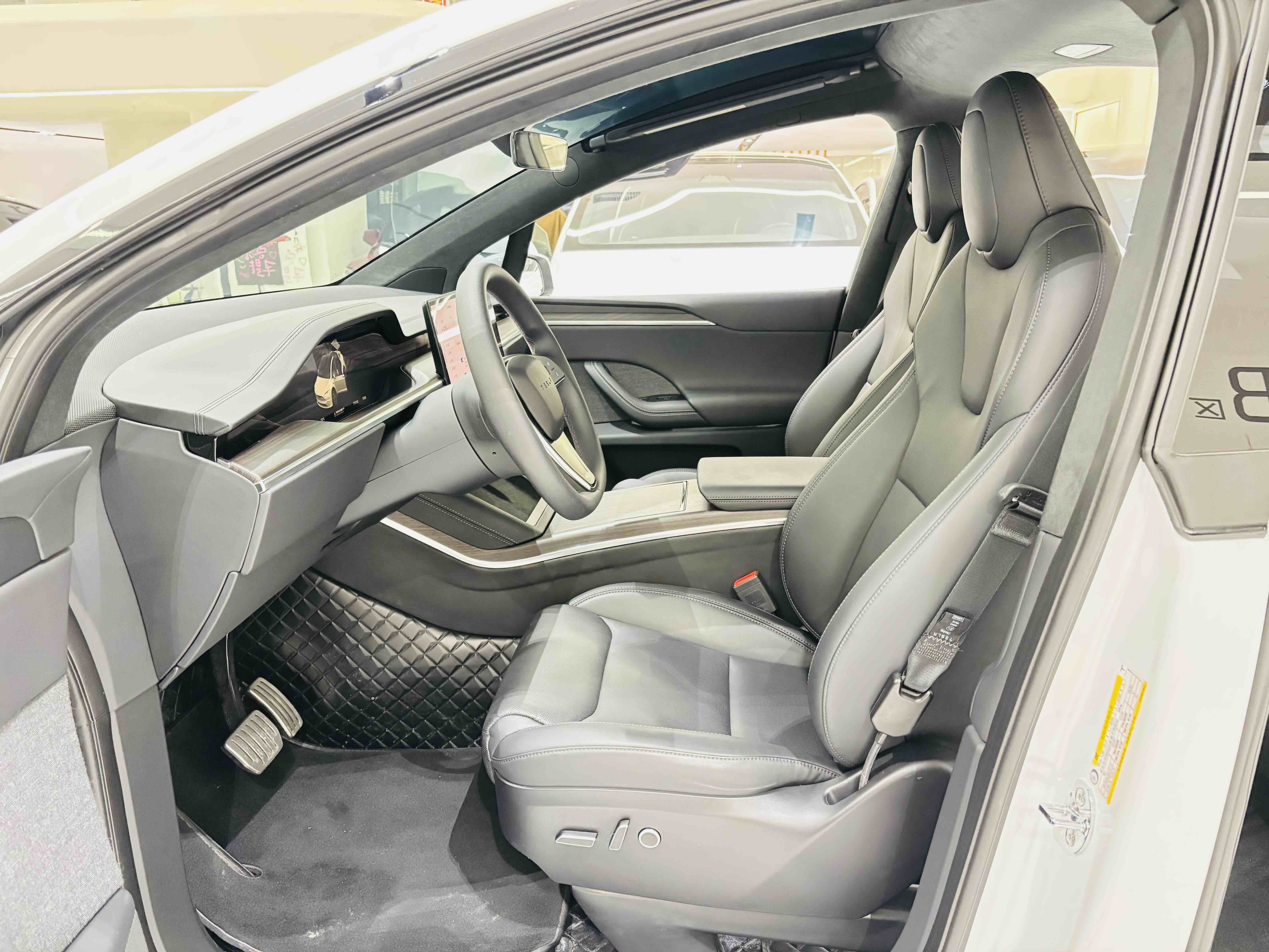 特斯拉 Model X 2024 汽车图片 #7