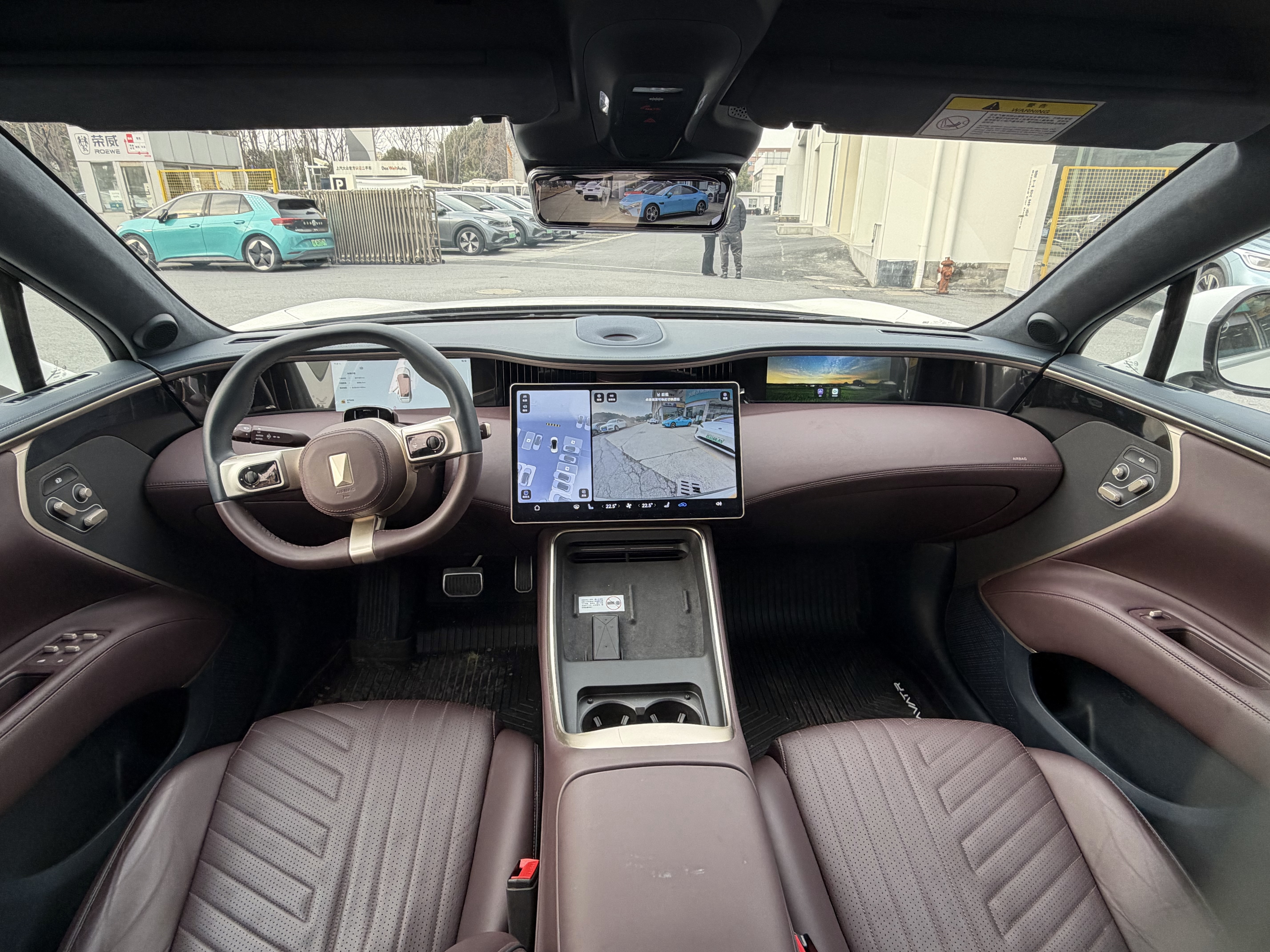 Avatr 11 2023 car image #7