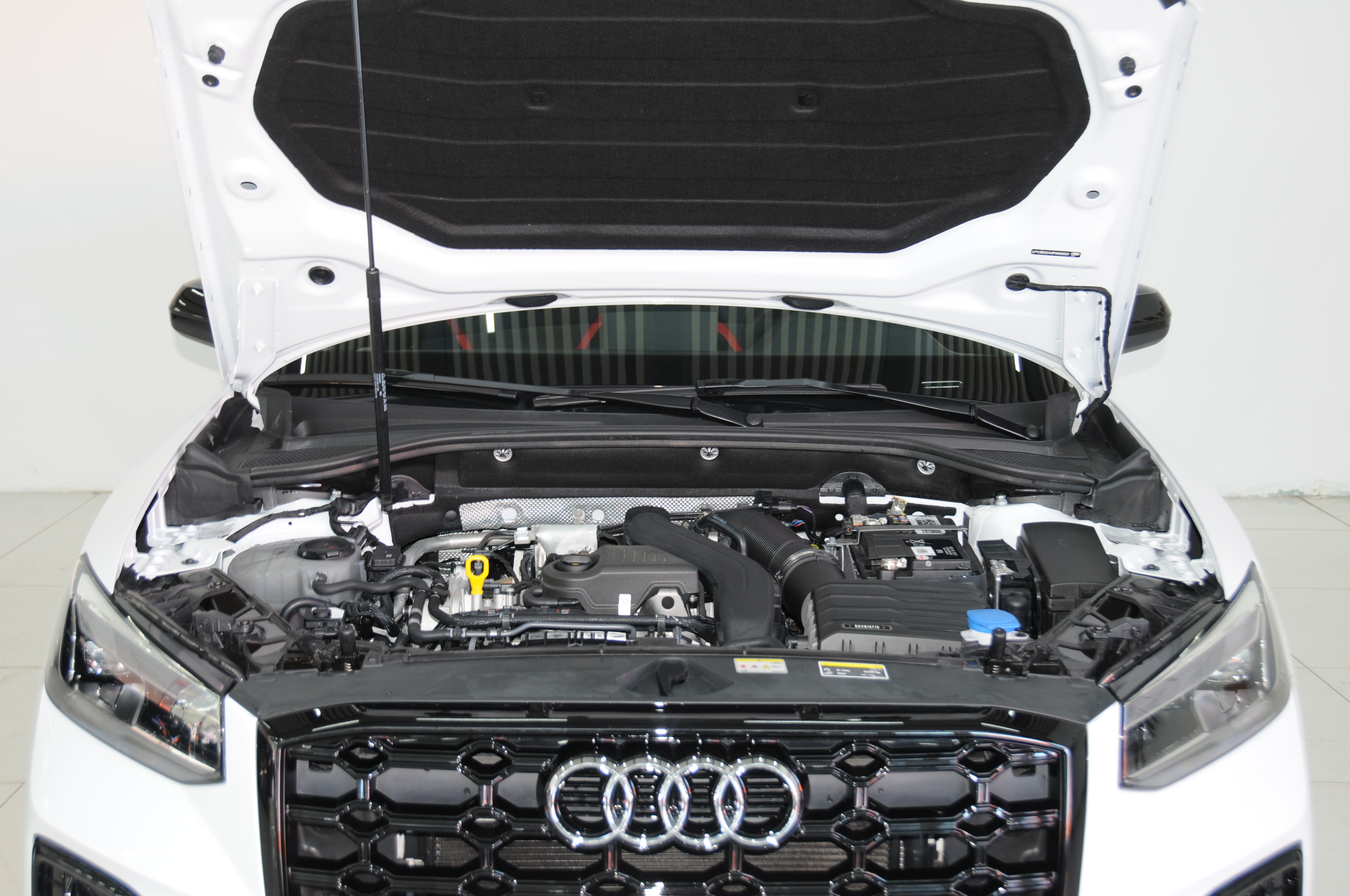 Q2L 2023 #7 Q2L 2023 immagine di auto #7