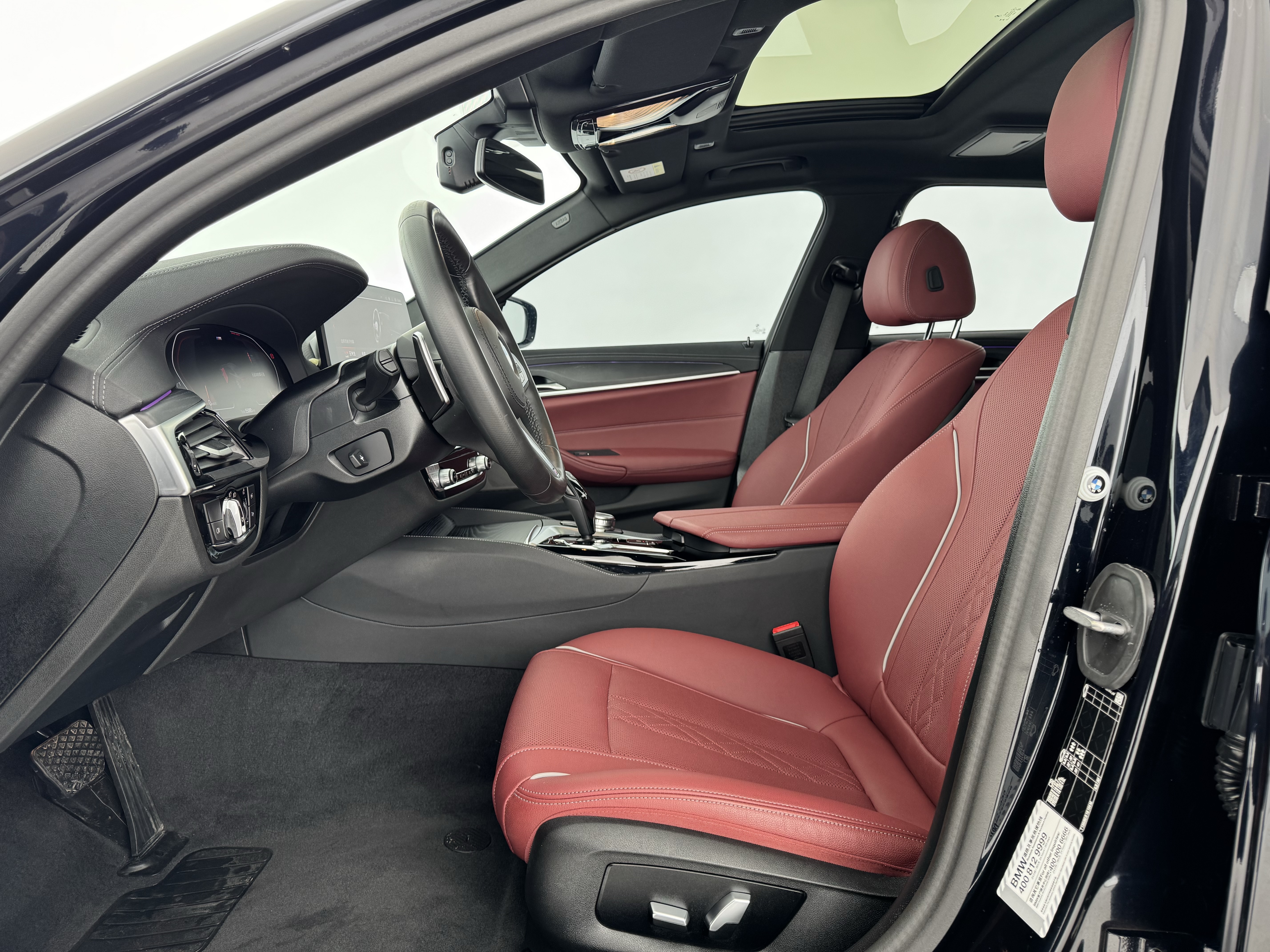 BMW 5 Series 2023 #7 BMW 5 Series 2023 car image #7