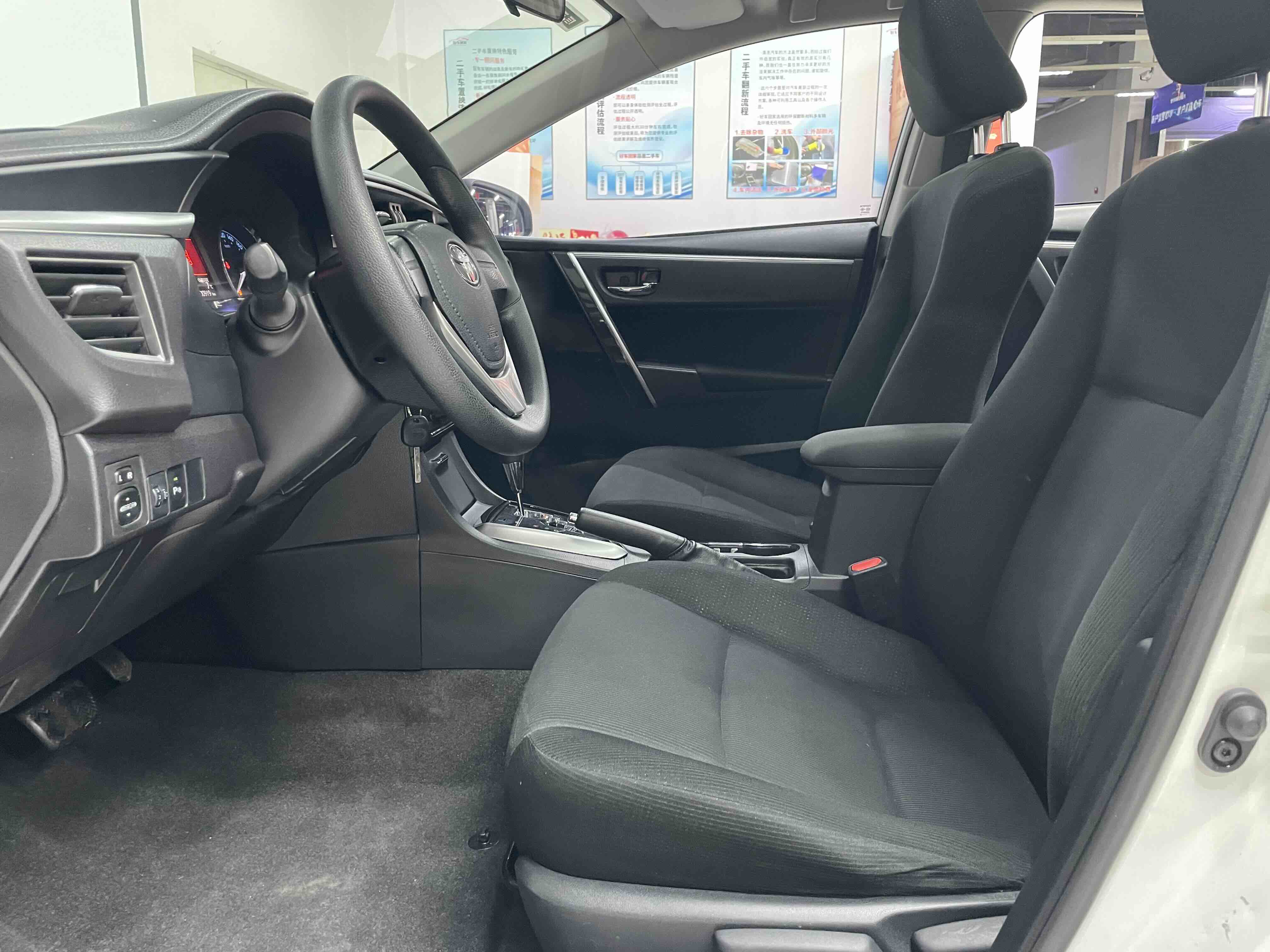 Corolla 2016 car image #7