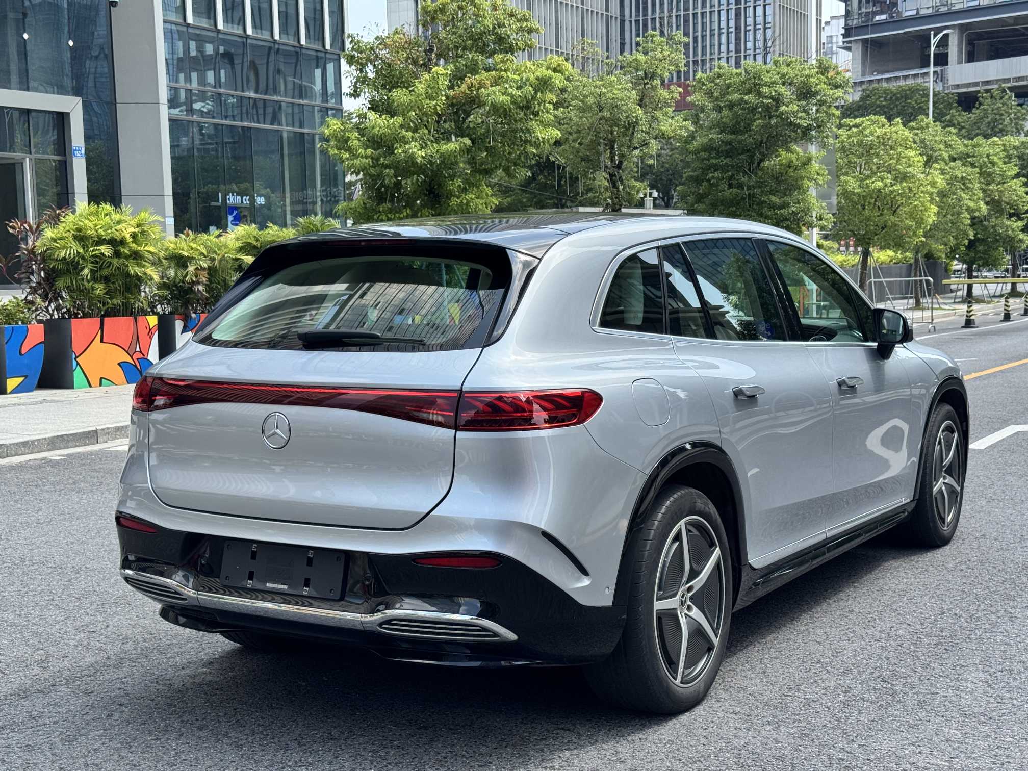 Mercedes-Benz EQS SUV 2023 car image #7