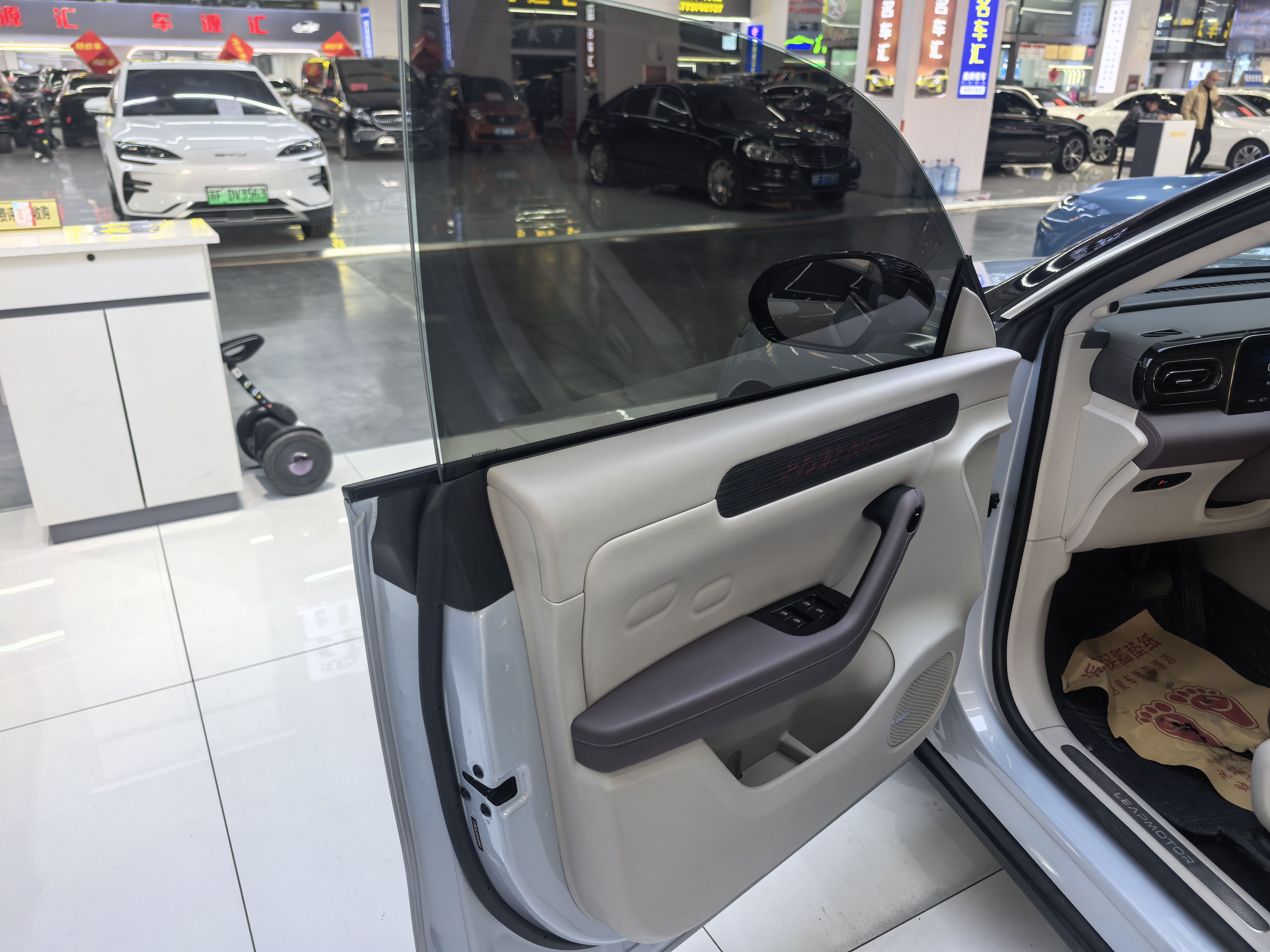 零跑汽车 零跑C11 2023 汽车图片 #7