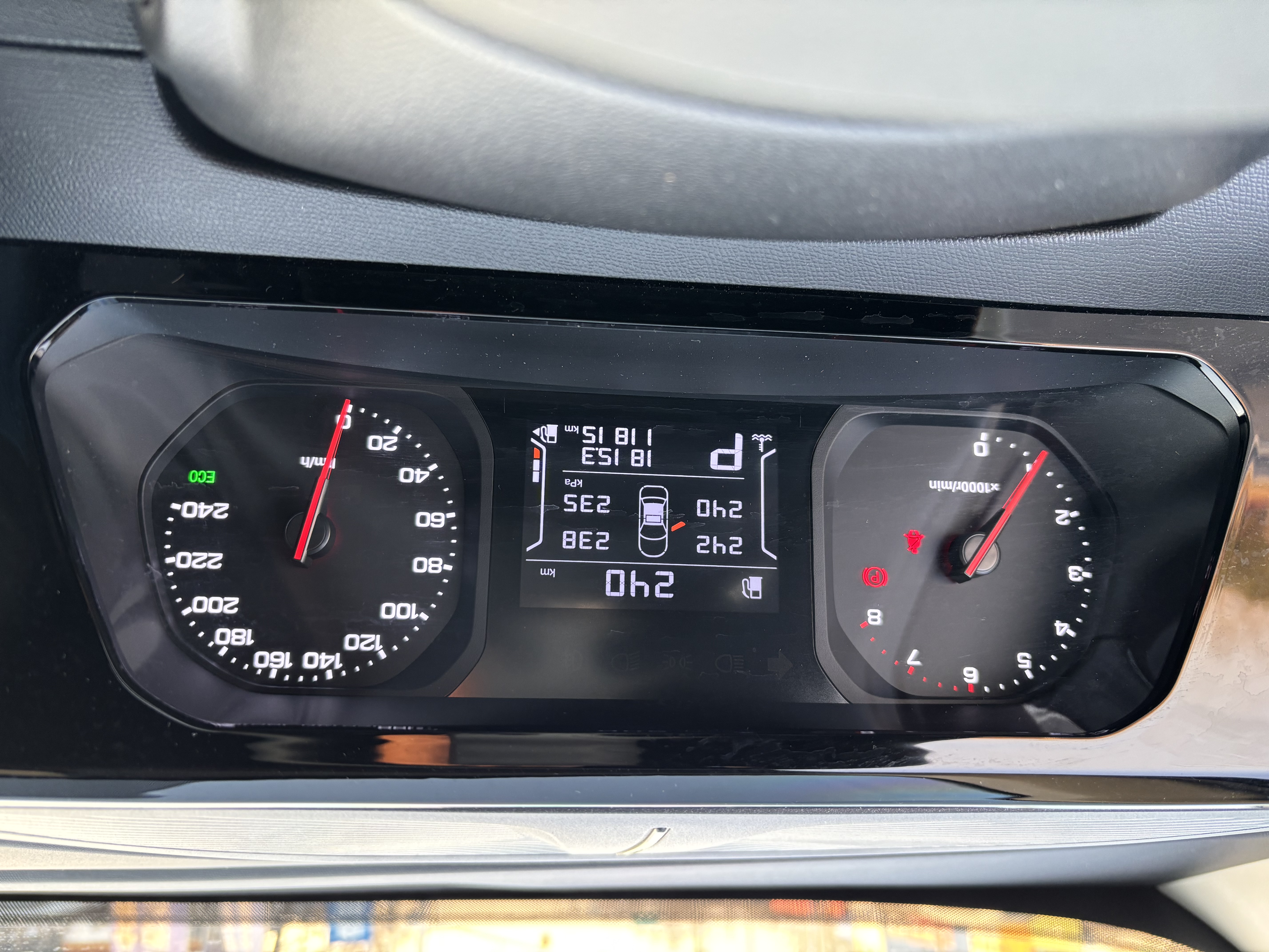 GAC Trumpchi GS3 2024 #7 GAC Trumpchi GS3 2024 car image #7