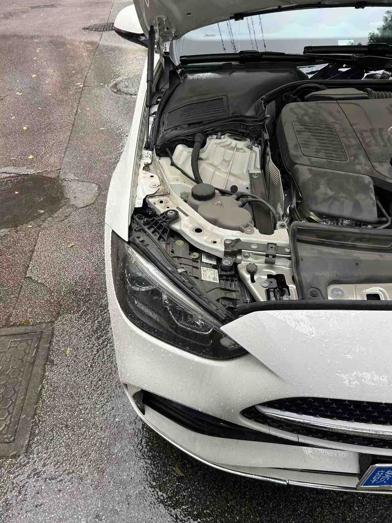 Mercedes-Benz C Class 2023 صورة سيارة #7