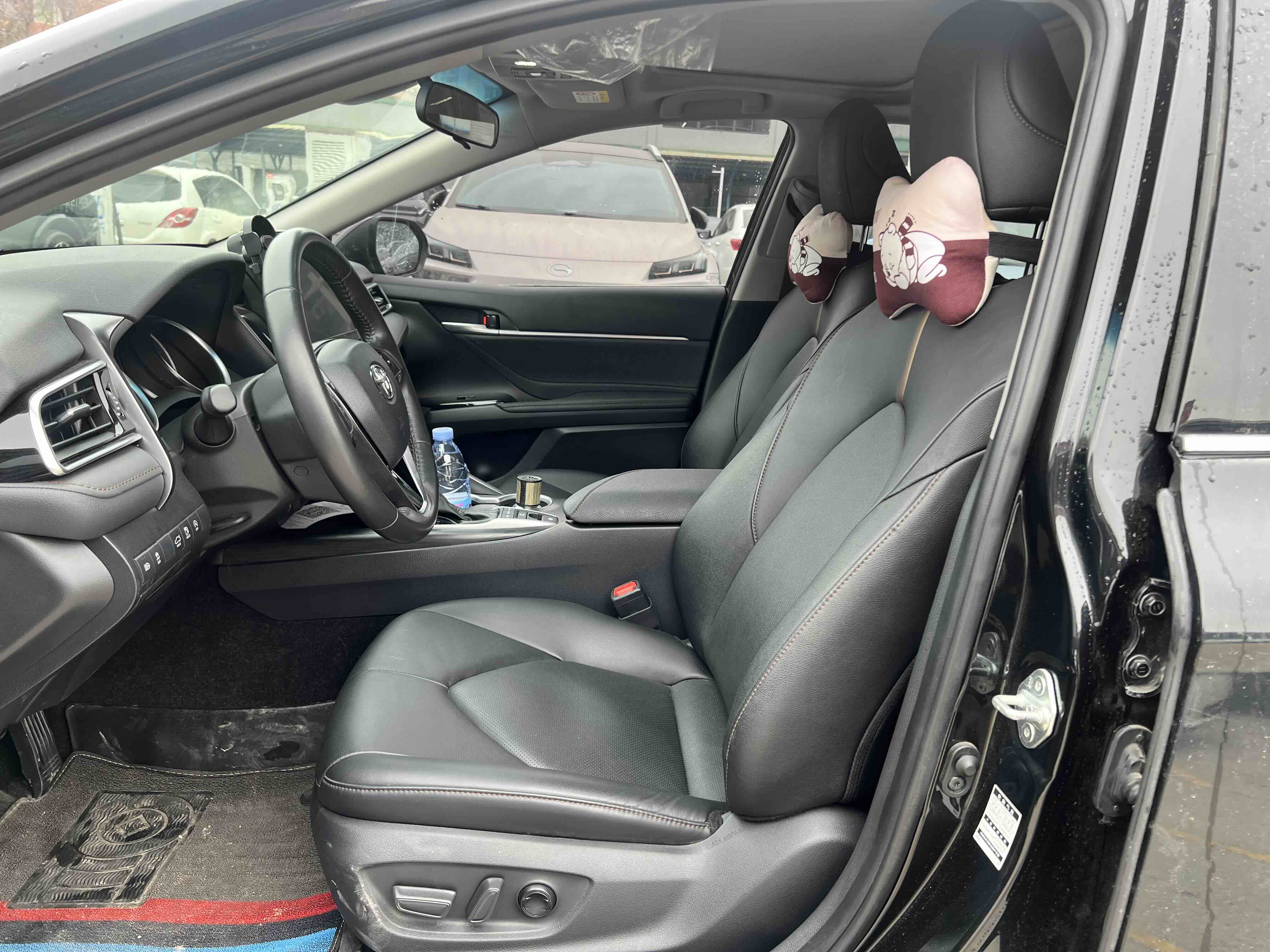 Toyota Camry 2023 immagine di auto #7