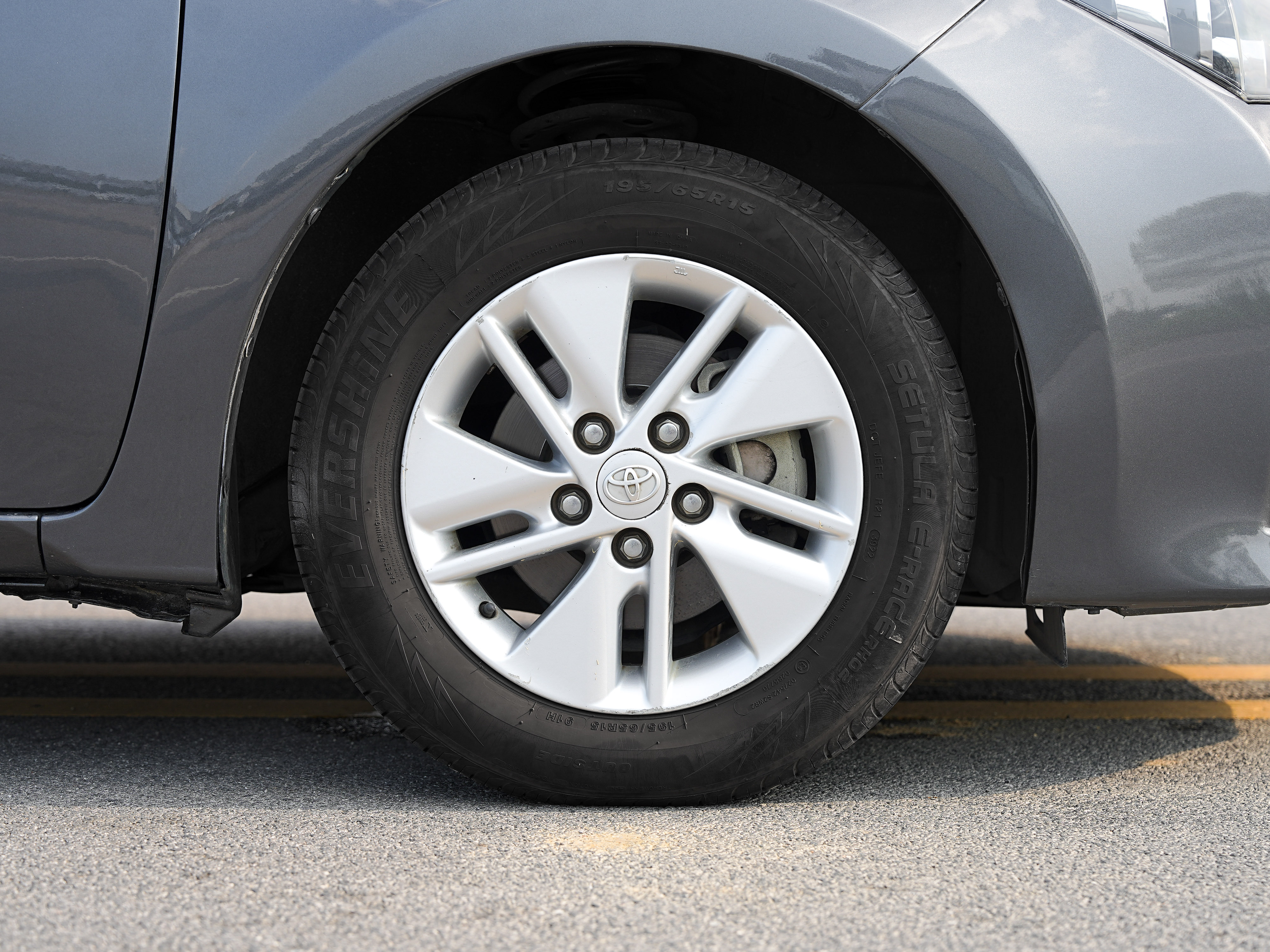 Toyota 2014 car image #7