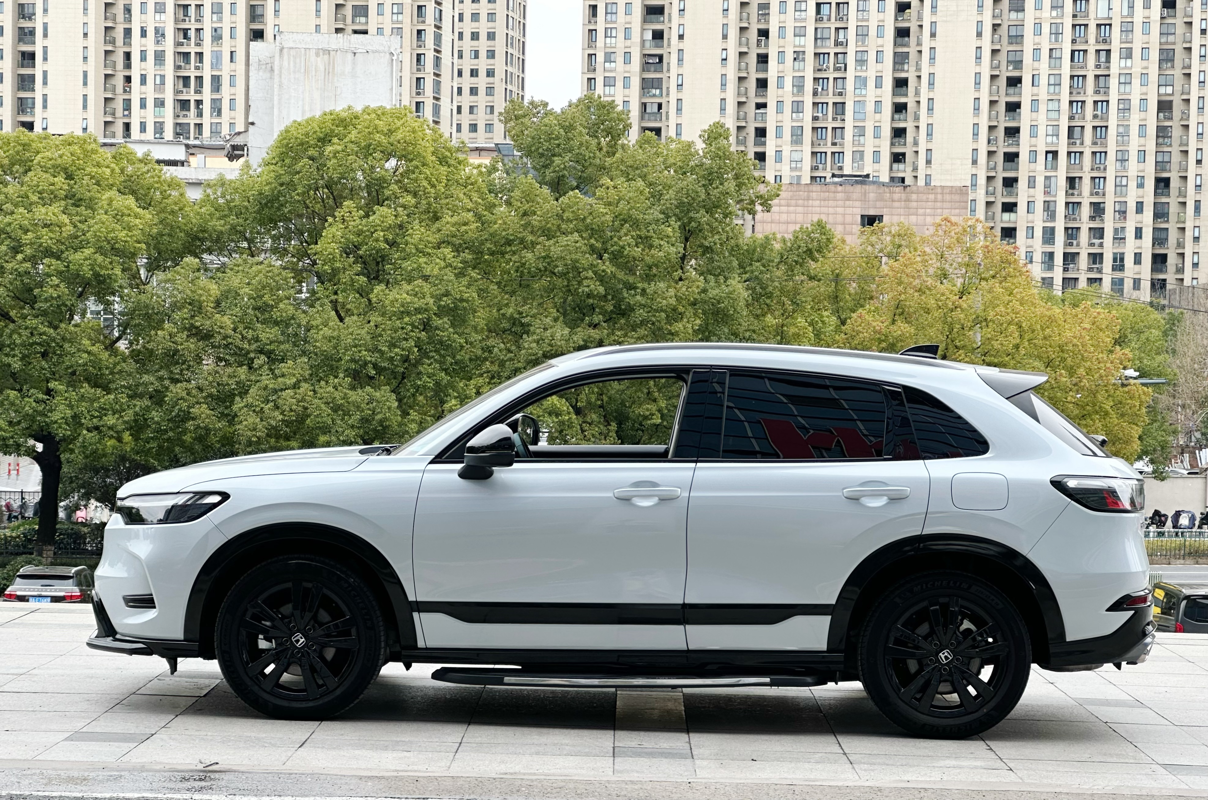 Honda HR-V 2023 car image #7