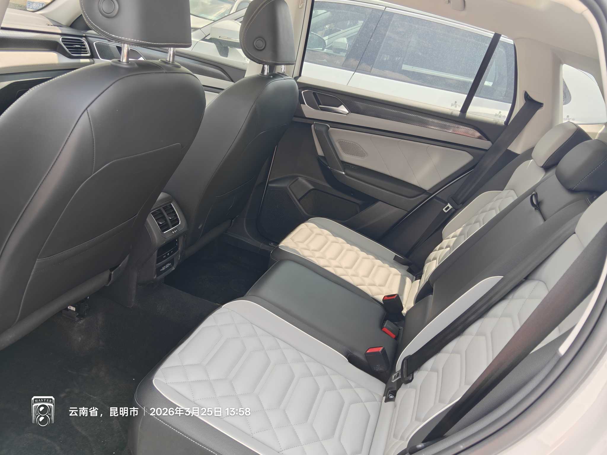 Volkswagen Tayron 2023 car image #7