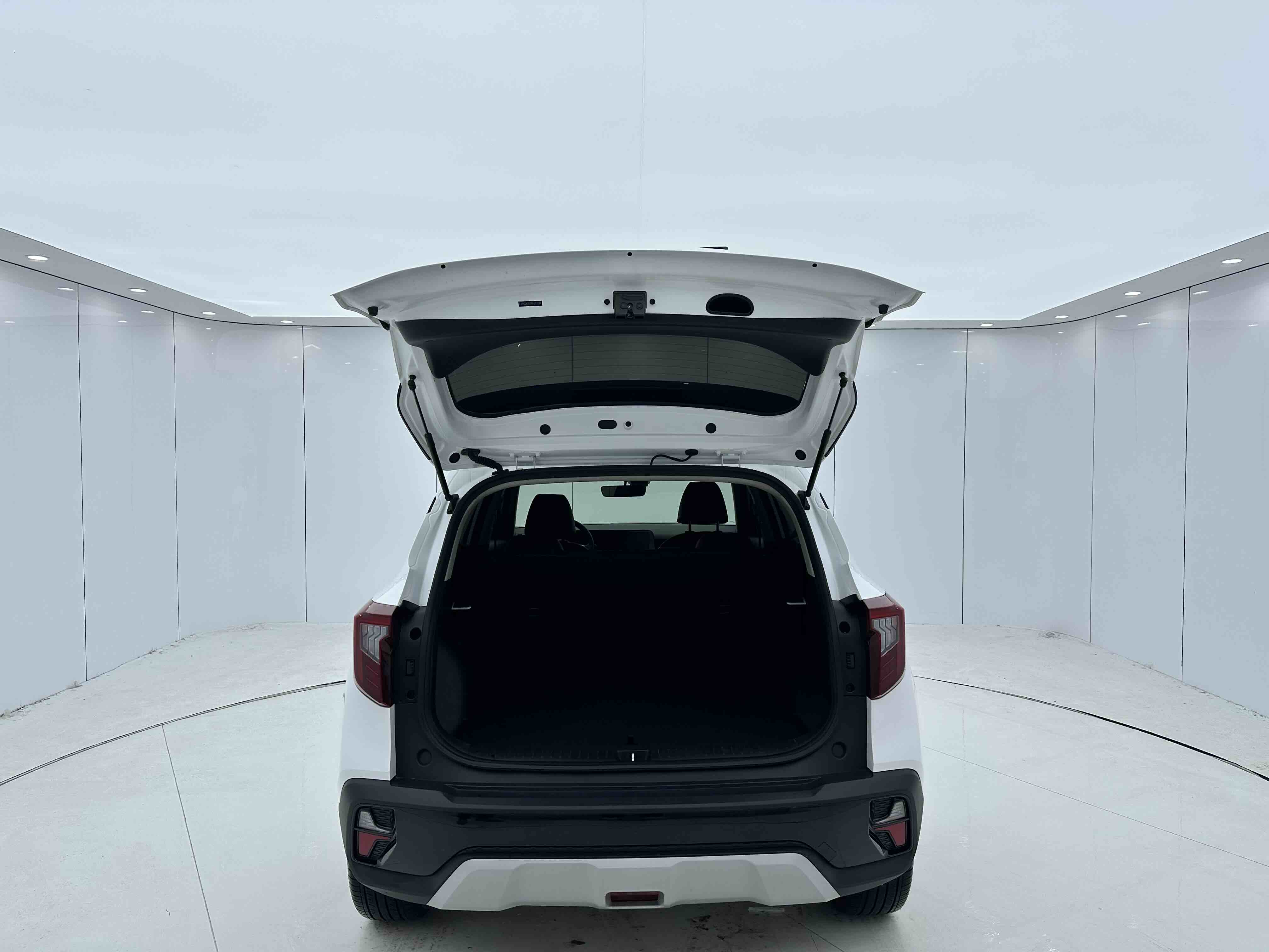 Kia Seltos 2024 car image #7