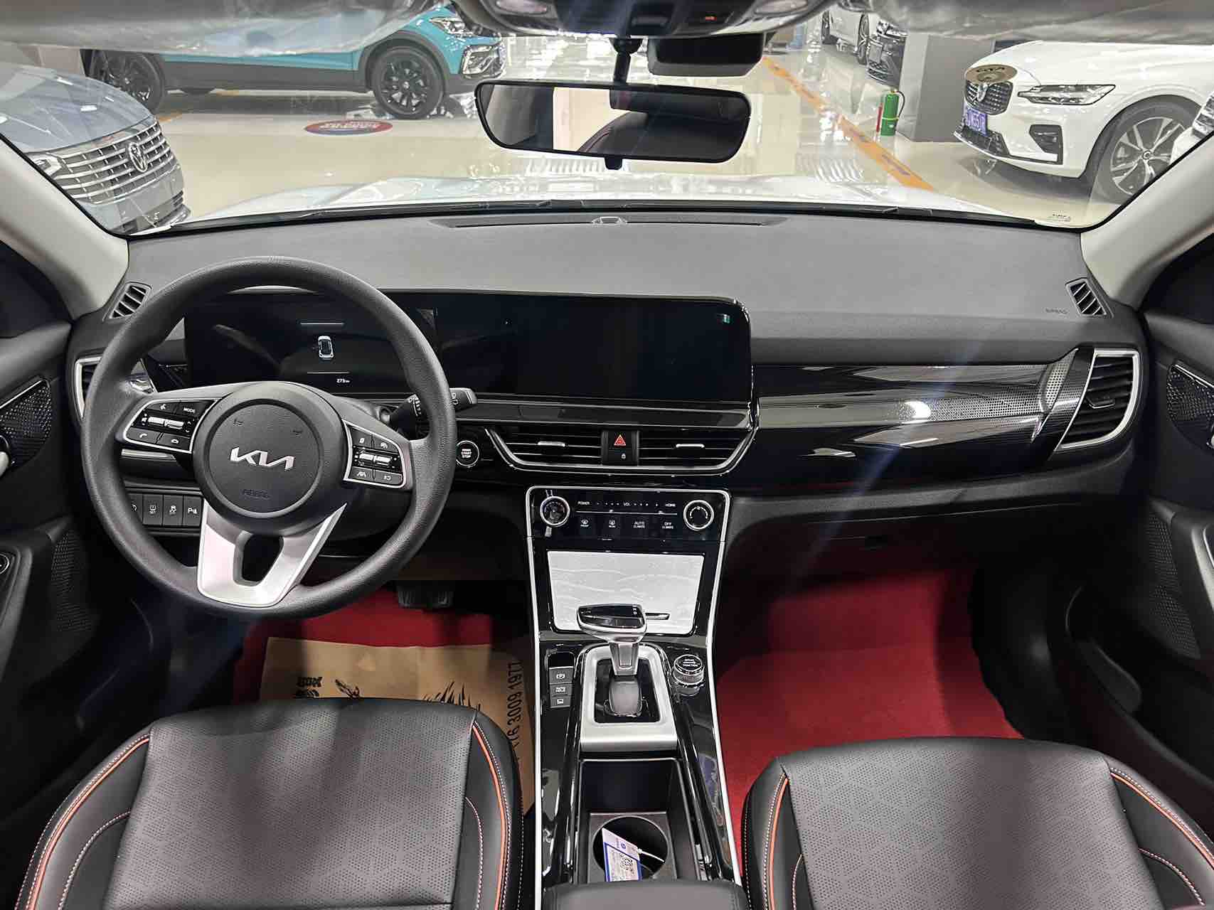 Kia Seltos 2025 imagen de coche #7