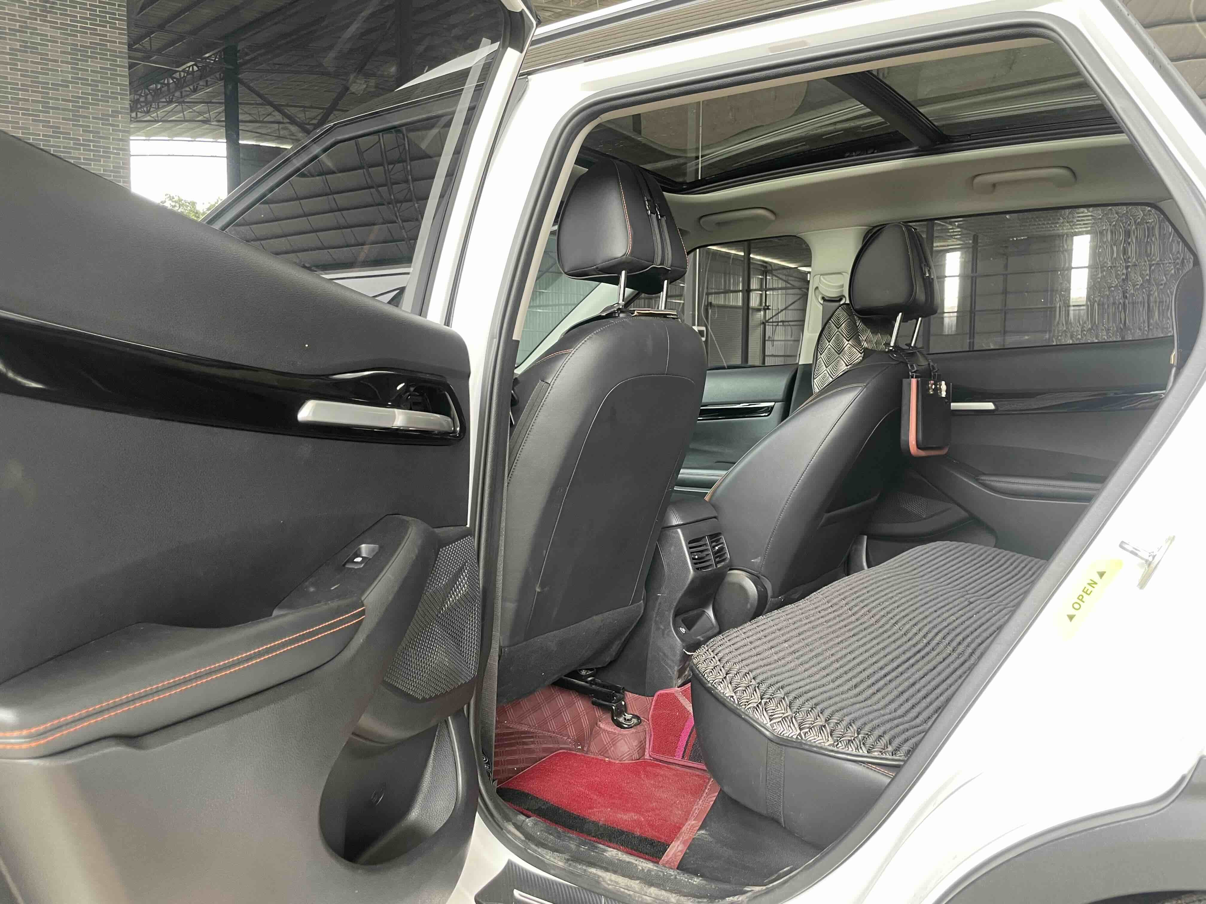 Kia Seltos 2023 imagen de coche #7