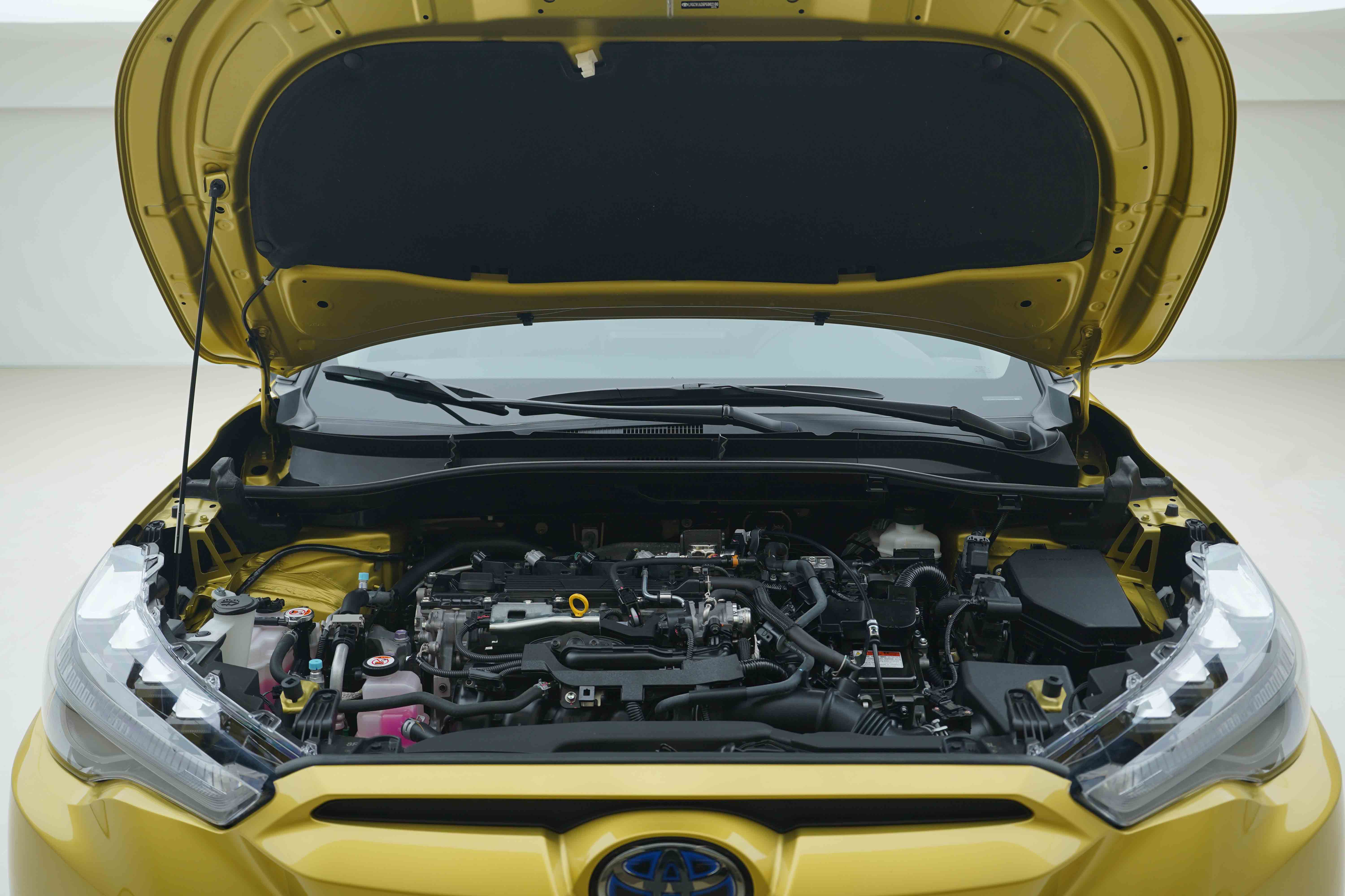 Toyota Frontlander 2023 car image #7