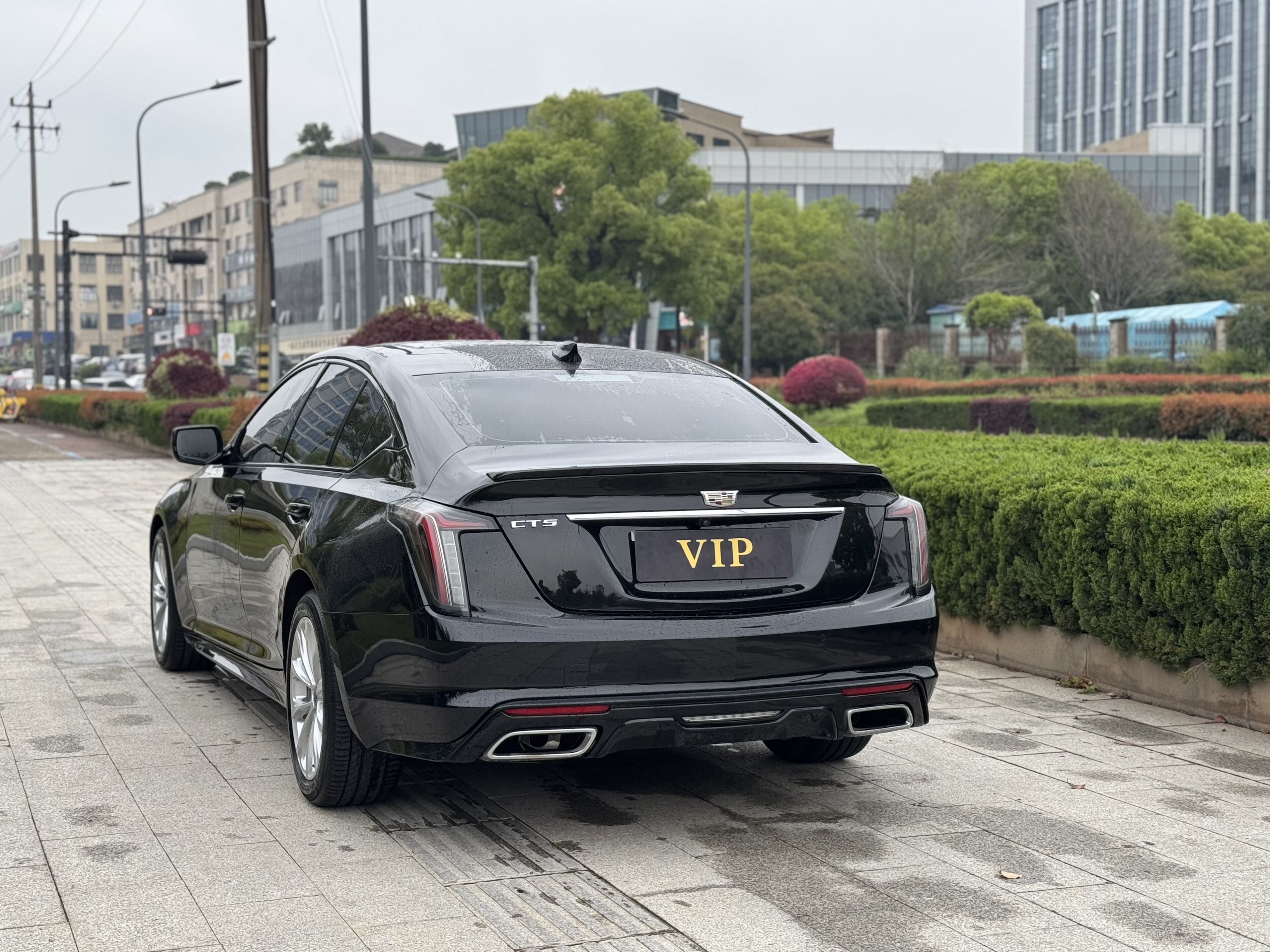 2023 car image #7