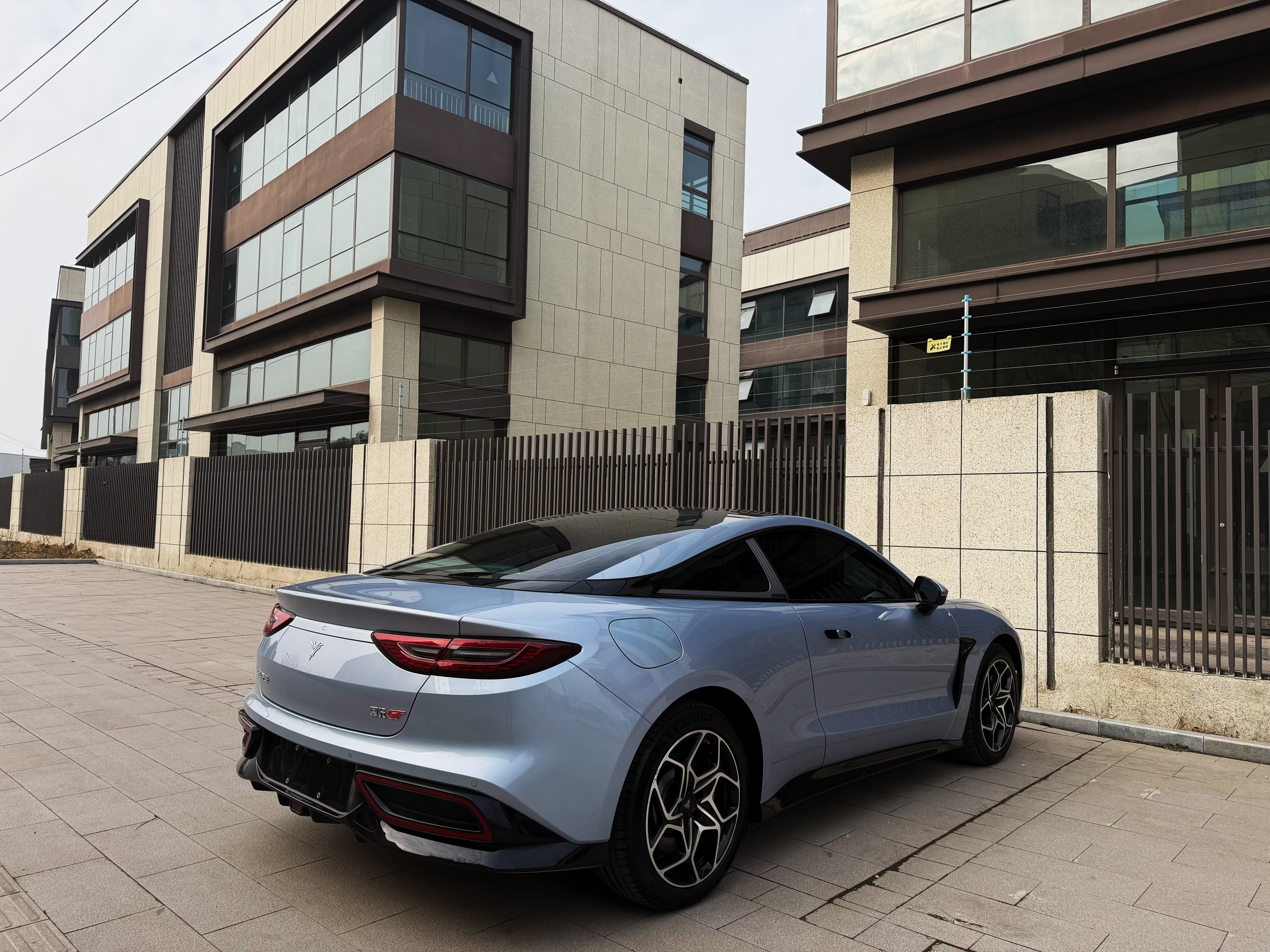 哪吒汽车 哪吒GT 2024 汽车图片 #7