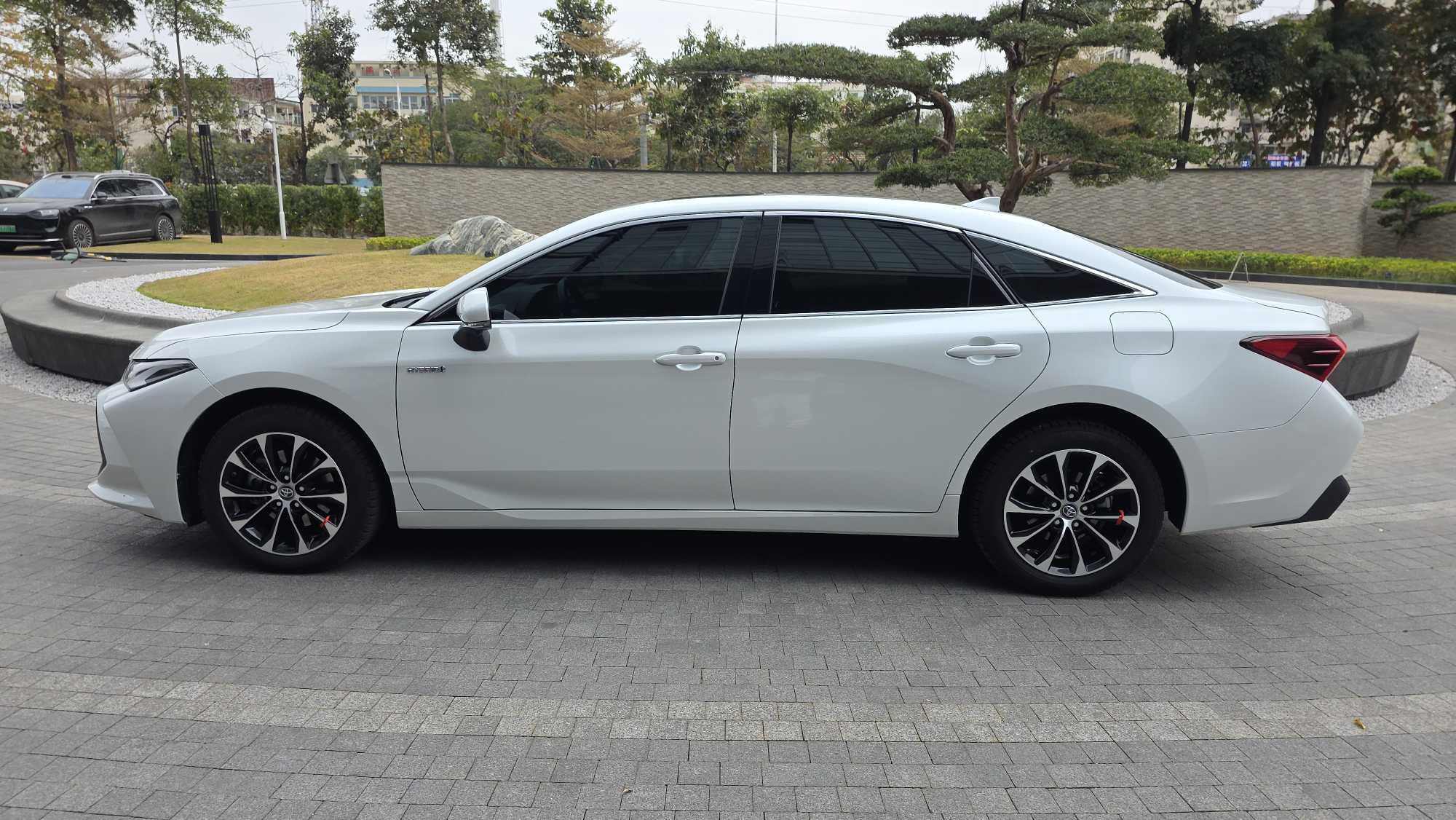Toyota Avalon 2024 car image #7