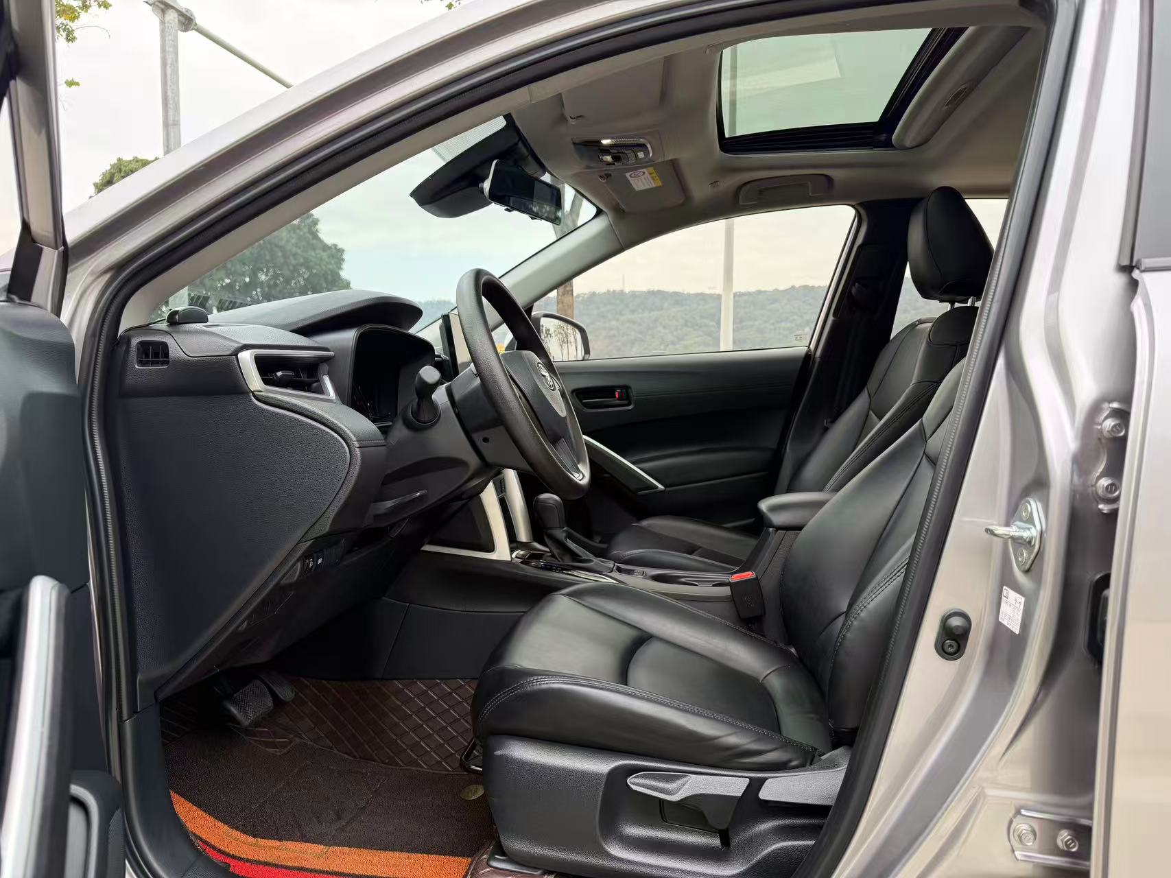 Toyota Corolla Cross 2024 car image #7