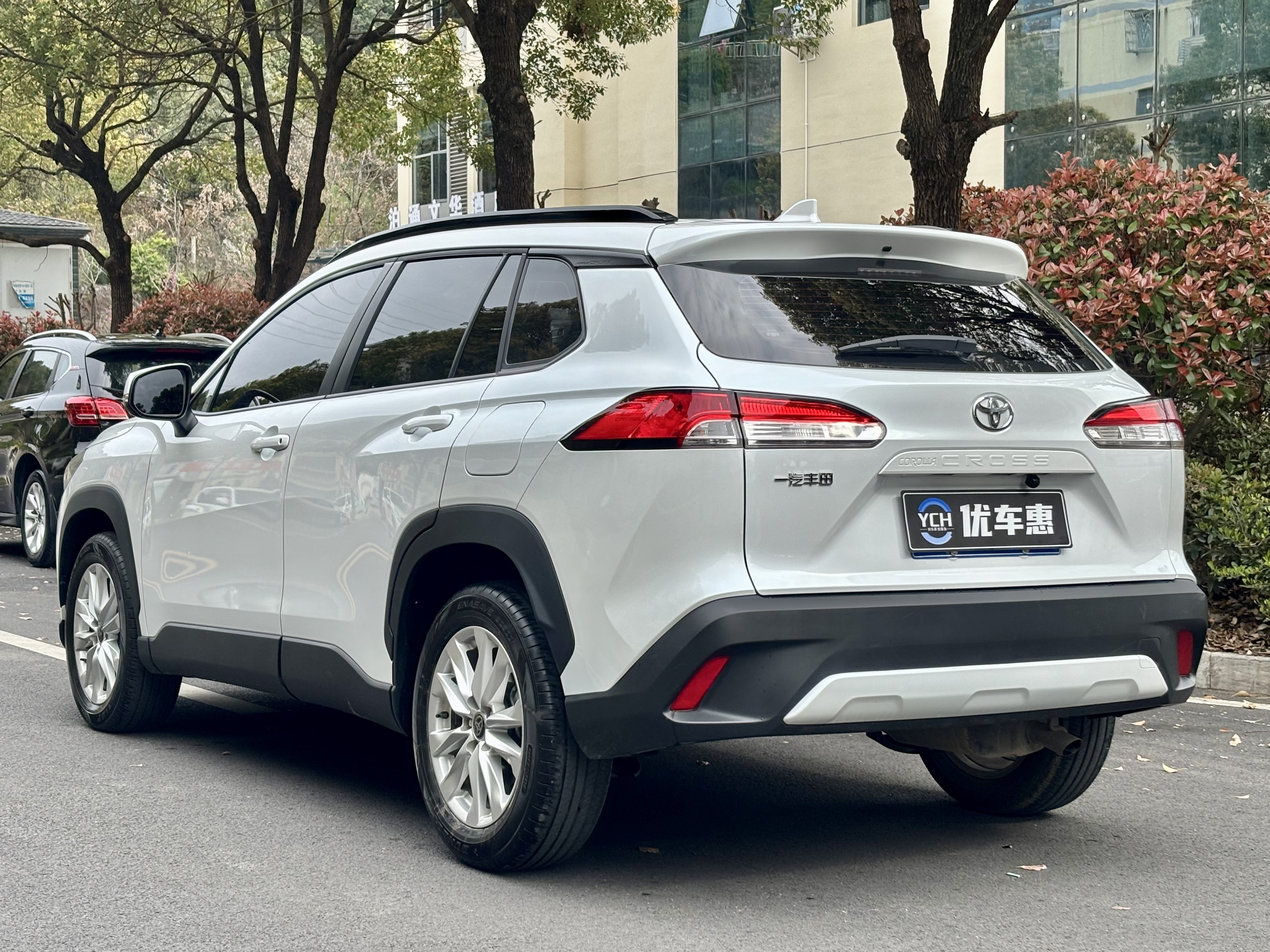 Toyota Corolla Cross 2024 immagine di auto #7