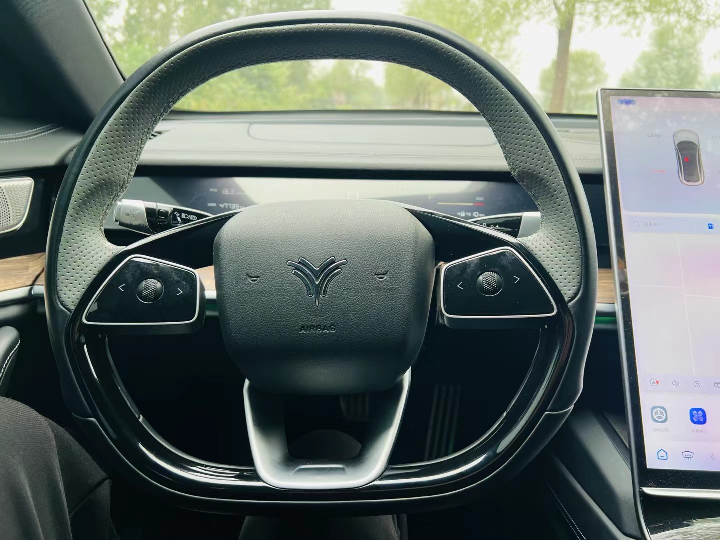 哪吒汽车 哪吒S 2023 汽车图片 #7