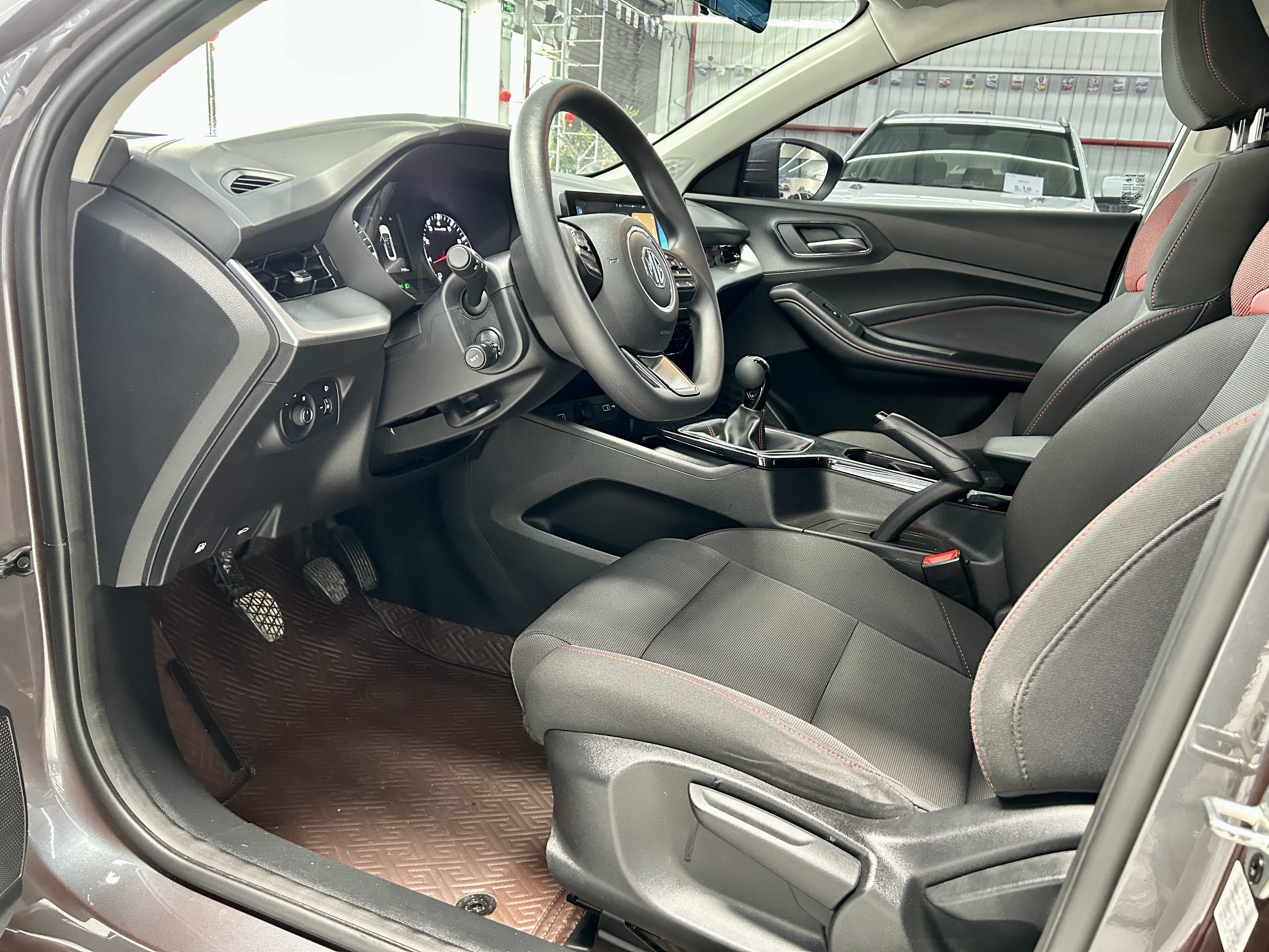 MG 5 2023 car image #7