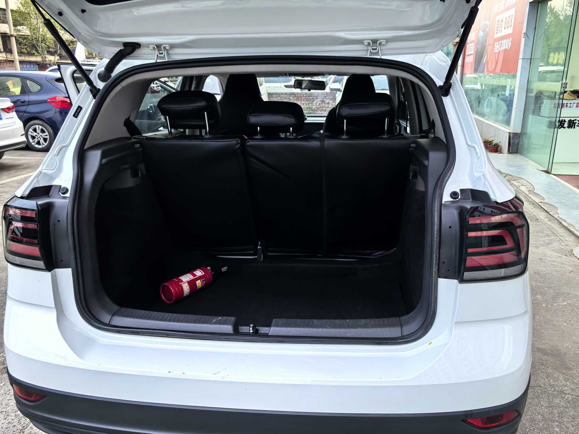Volkswagen T-Cross 2023 #7 Volkswagen T-Cross 2023 car image #7