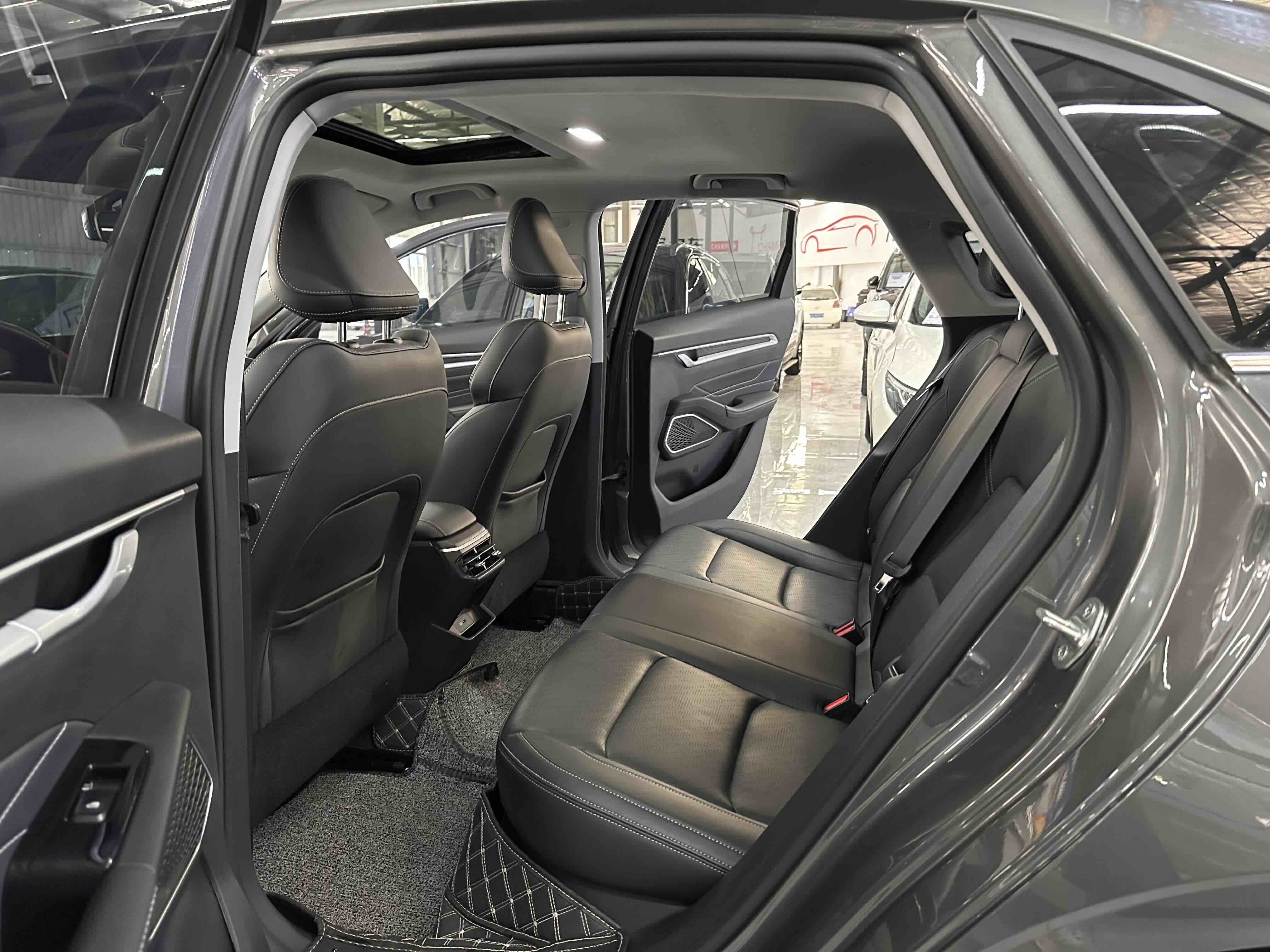 GEELY Emgrand 2024 #7 GEELY Emgrand 2024 car image #7