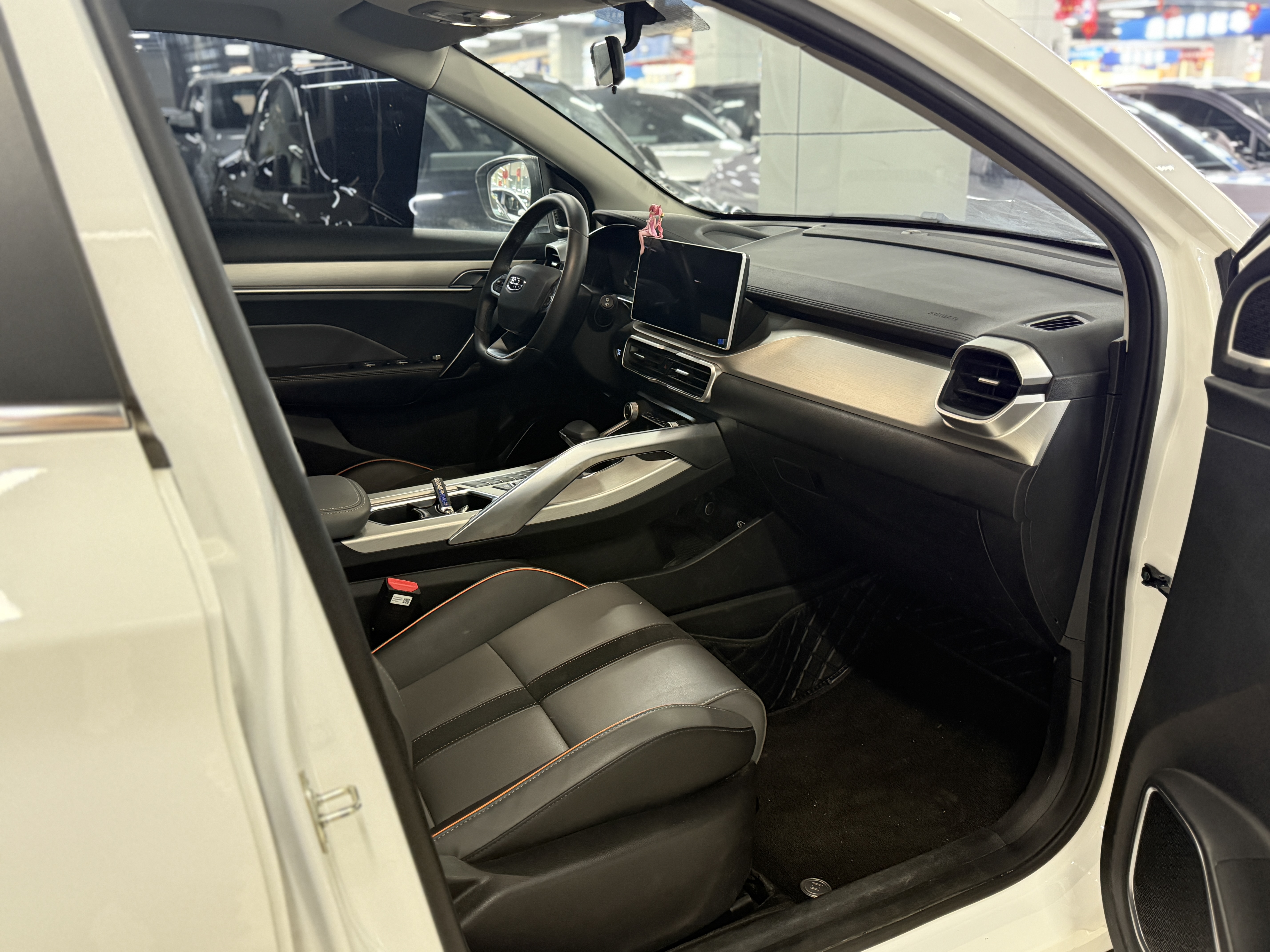 GEELY Coolray 2024 #7 GEELY Coolray 2024 car image #7