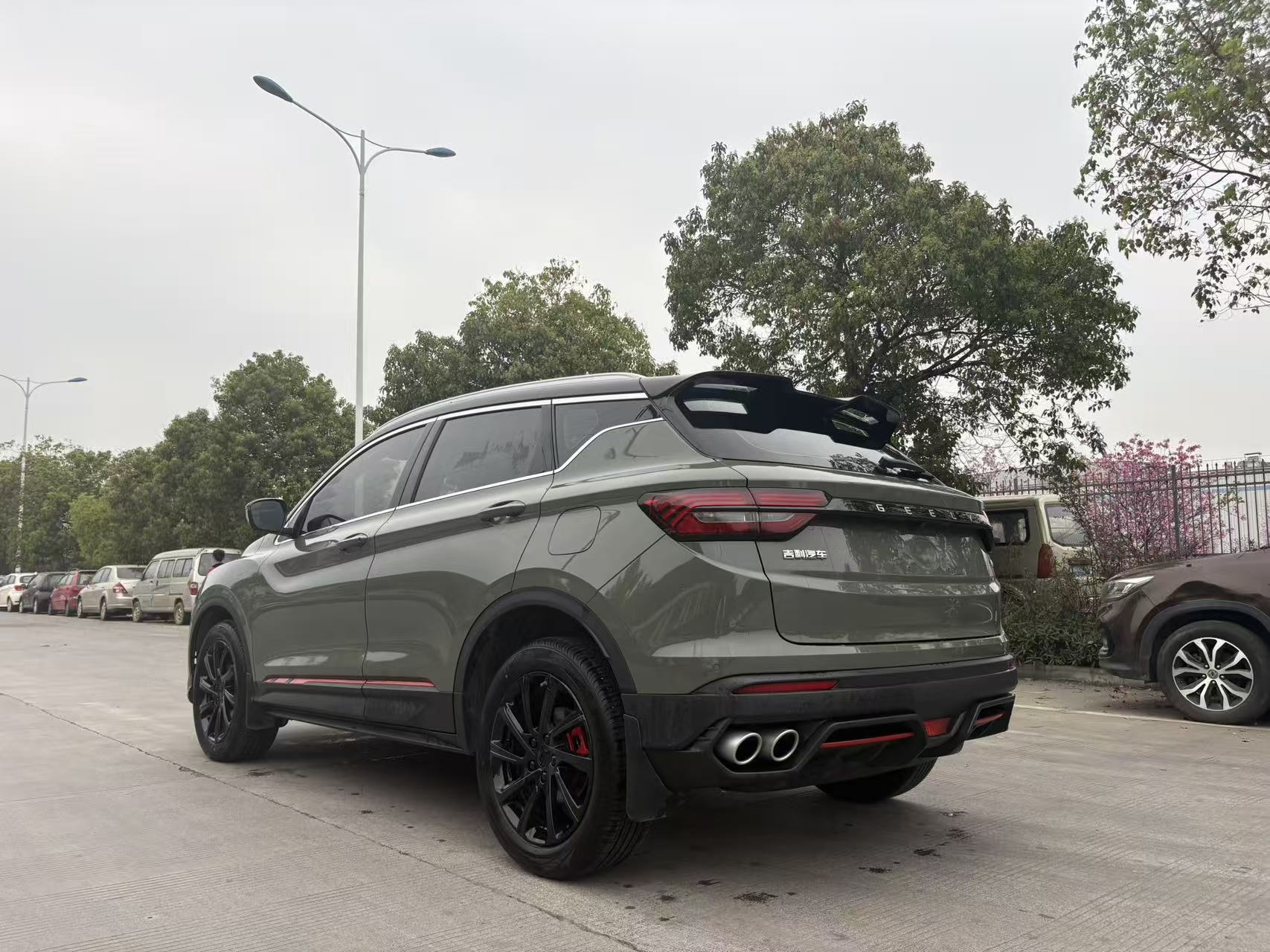 GEELY Coolray 2023 immagine di auto #7