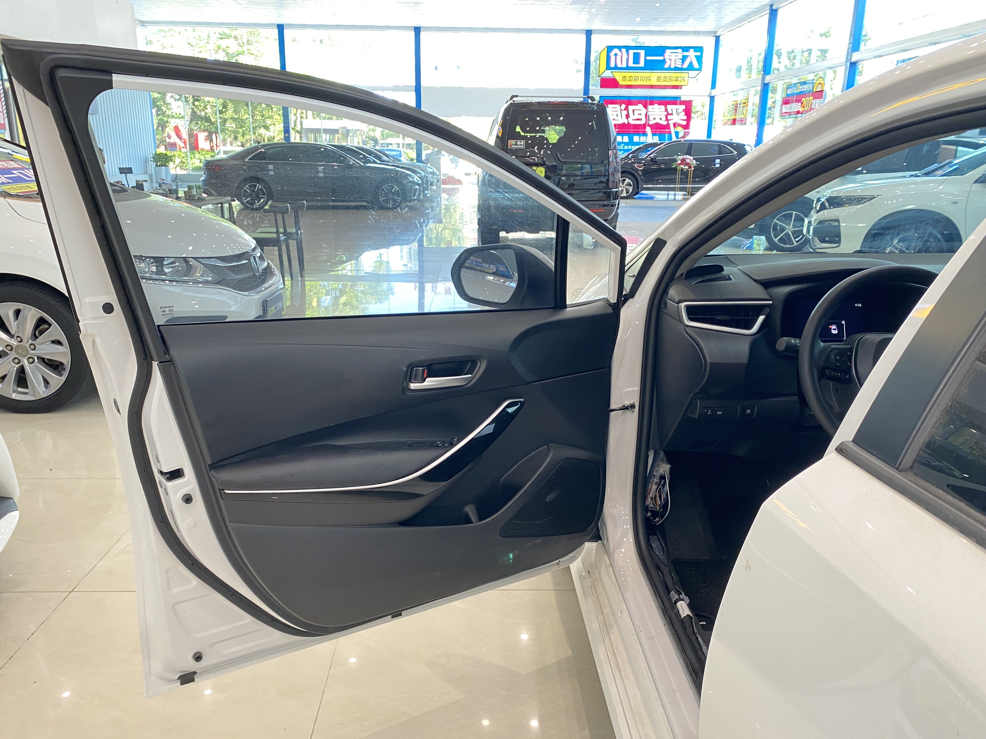 Corolla 2023 immagine di auto #7