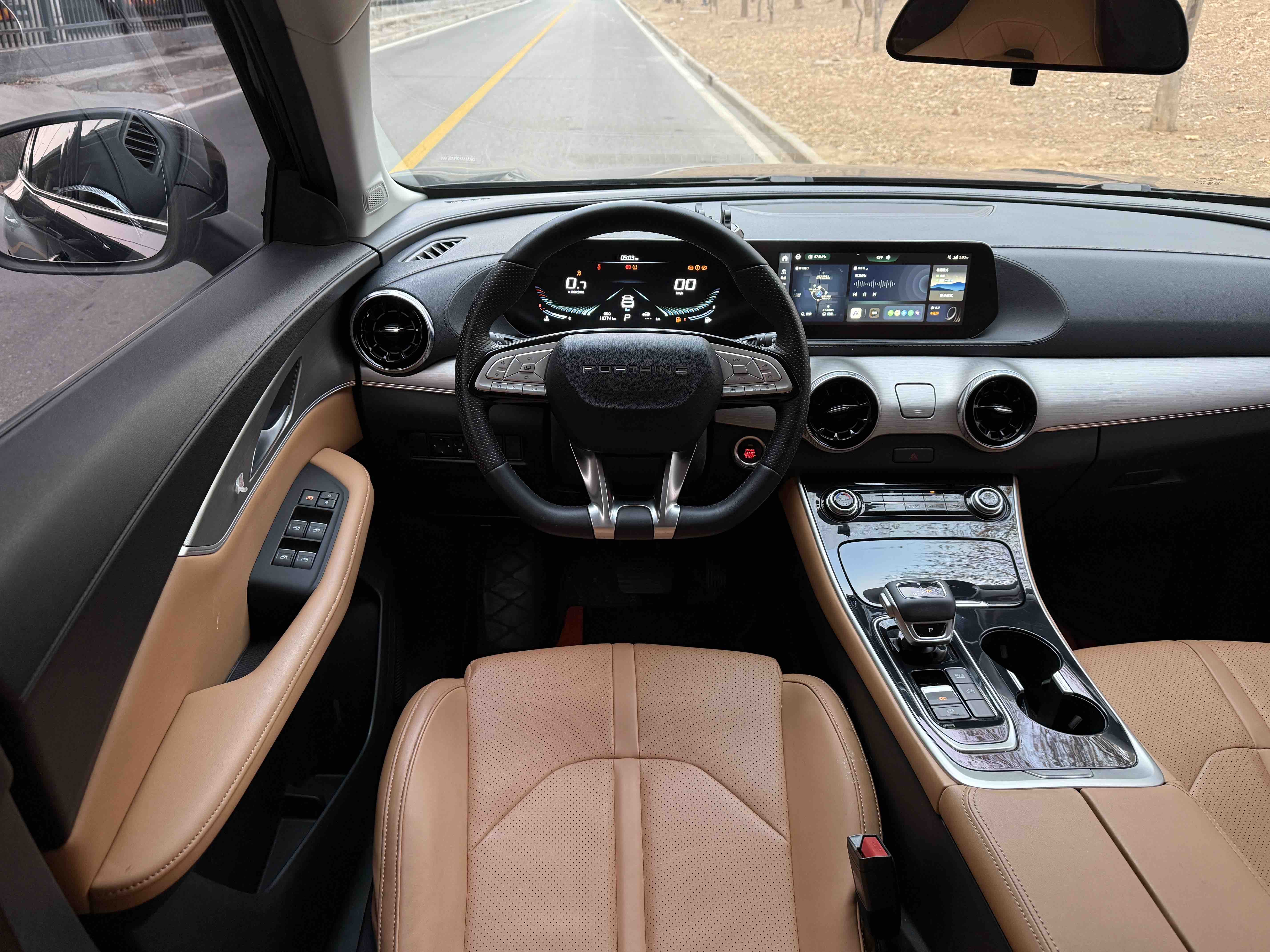 T5 EVO 2024 car image #7
