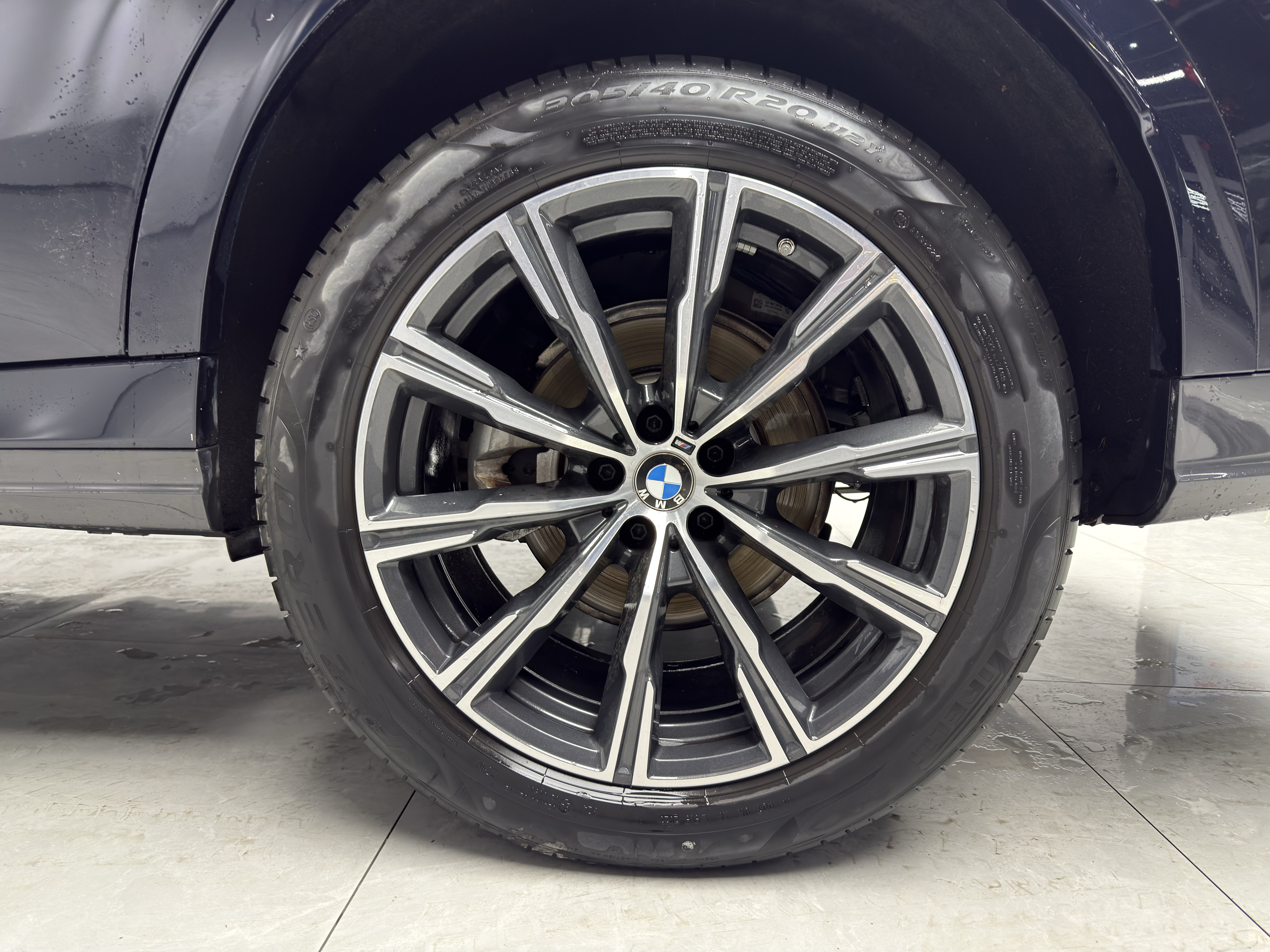 BMW X6 2024 immagine di auto #7