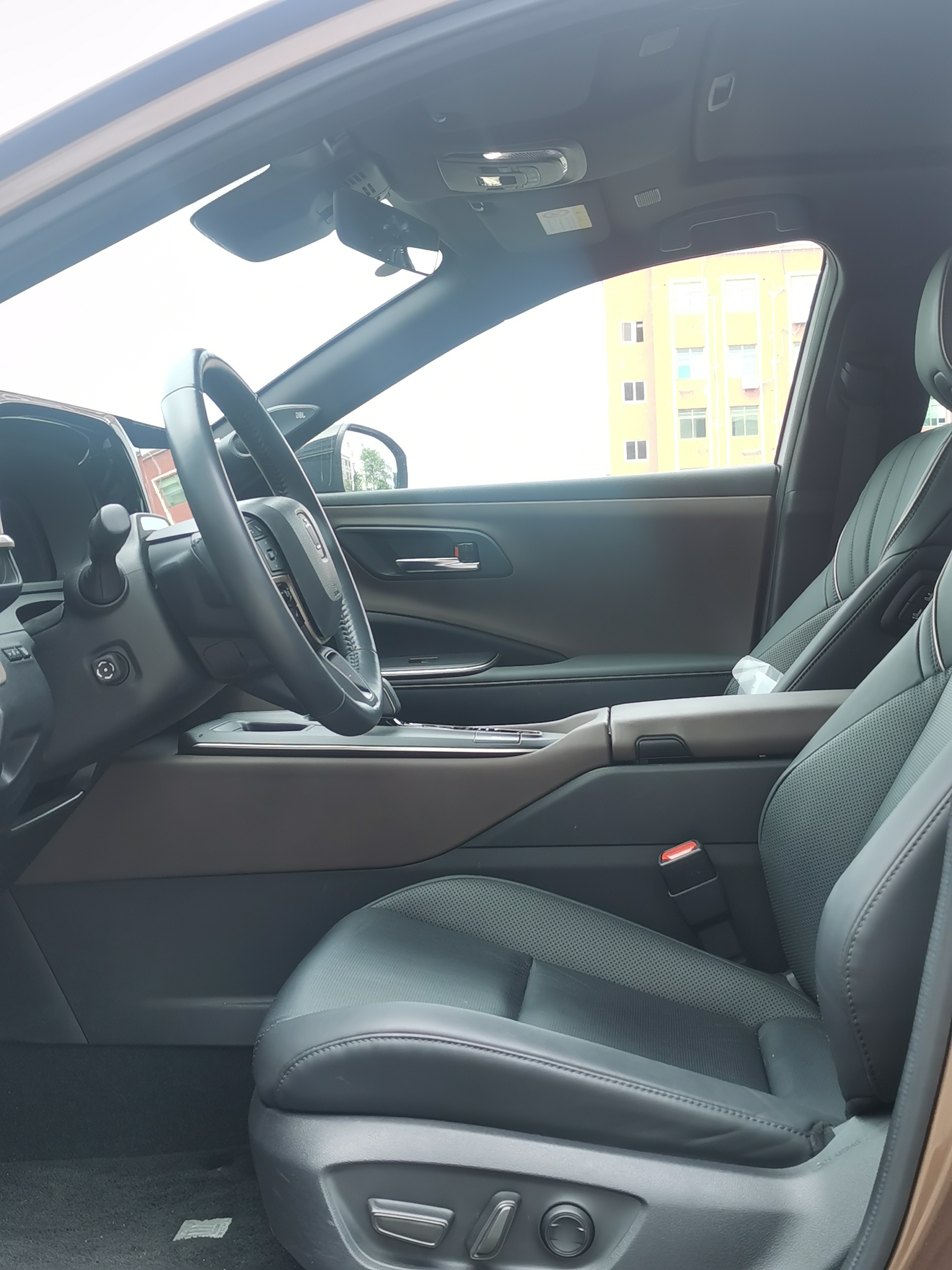 Toyota Crown 2023 car image #7