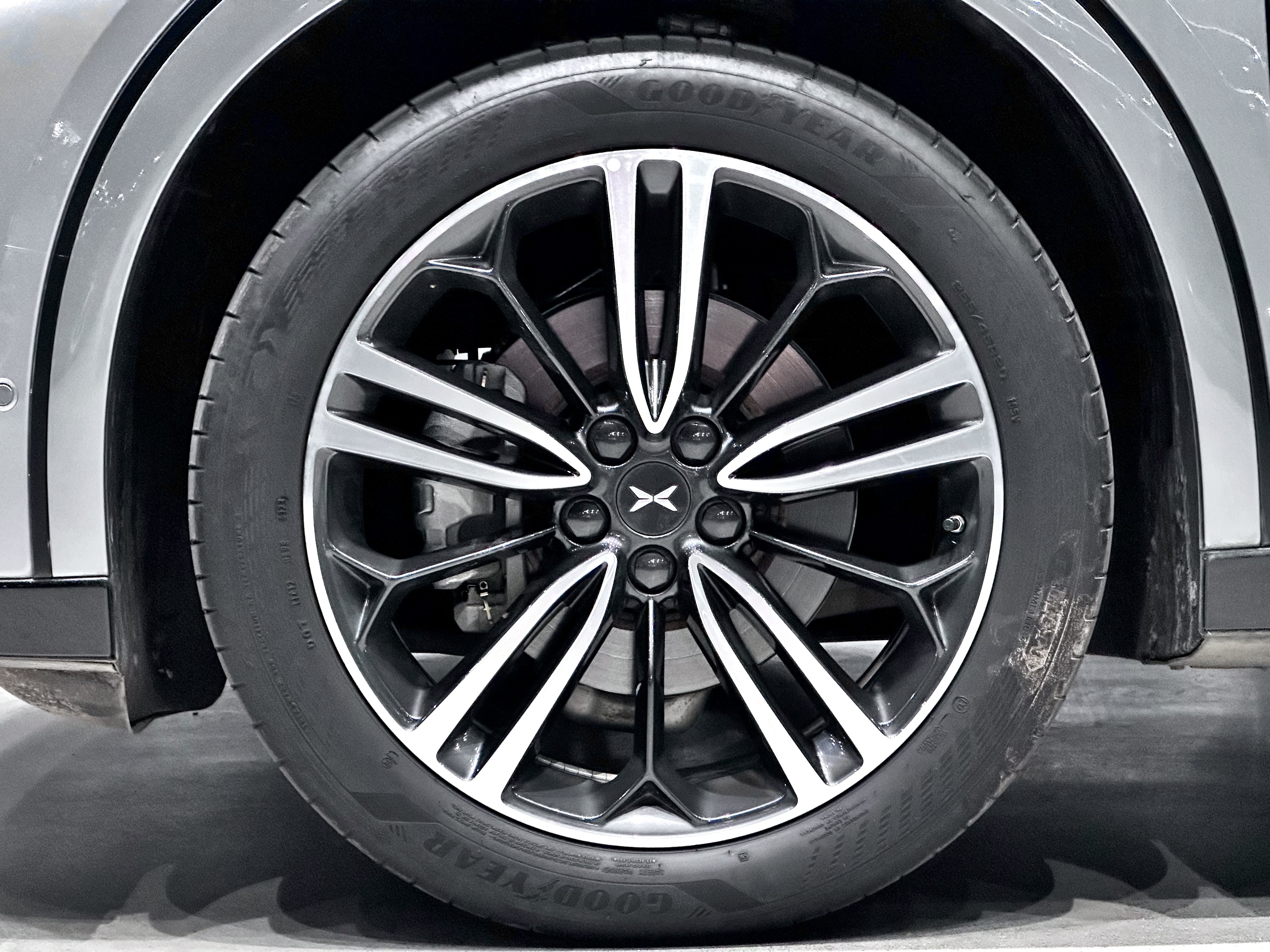 Xpeng G6 2023 car image #7