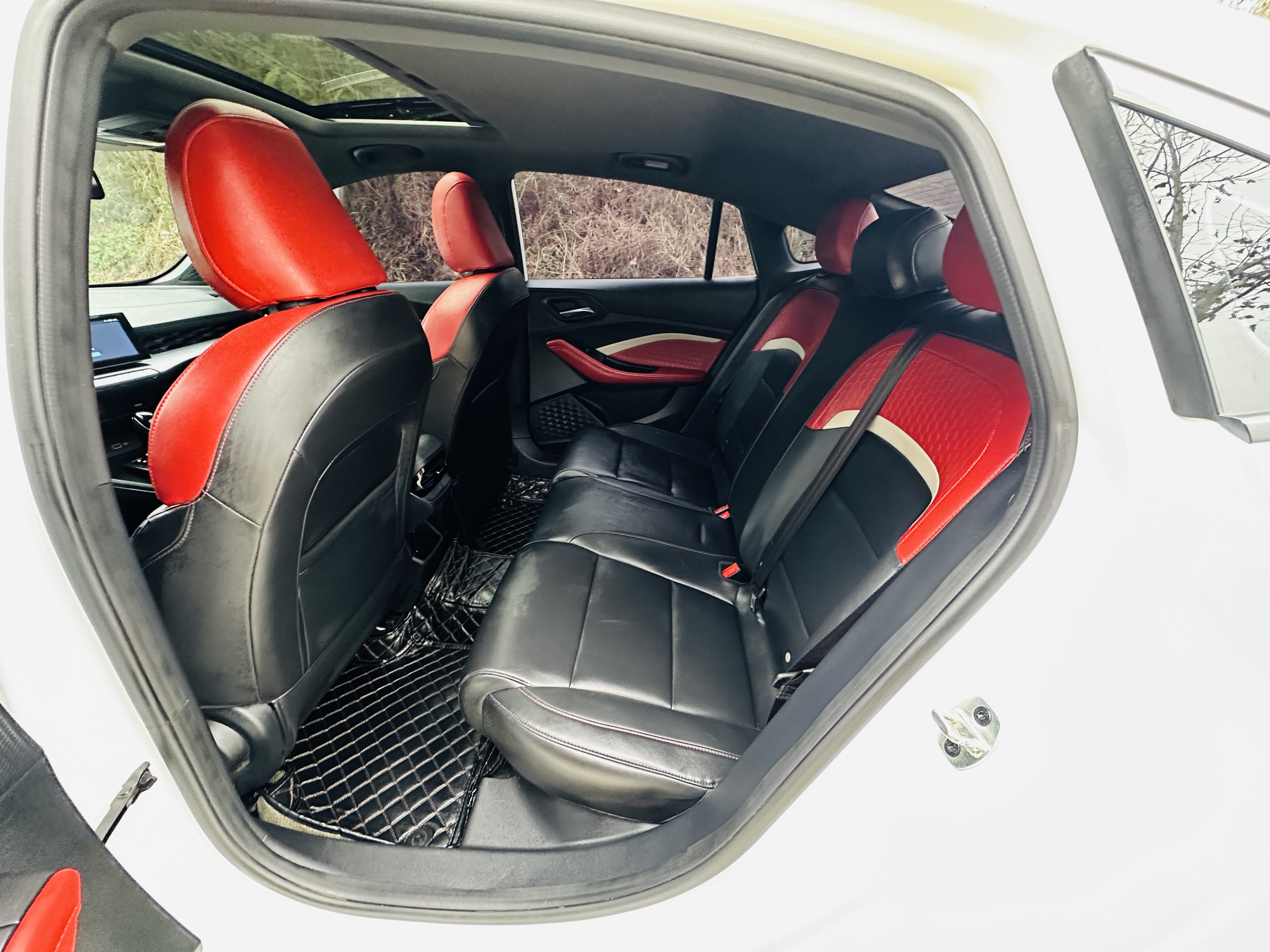 5 2024 immagine di auto #7